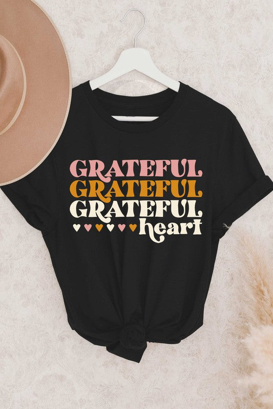 Grateful Heart Graphic T-Shirt in Black | Trendy Casual Wear for Men & Women | Perfect for Everyday Outfits, Gifts & Special Occasions