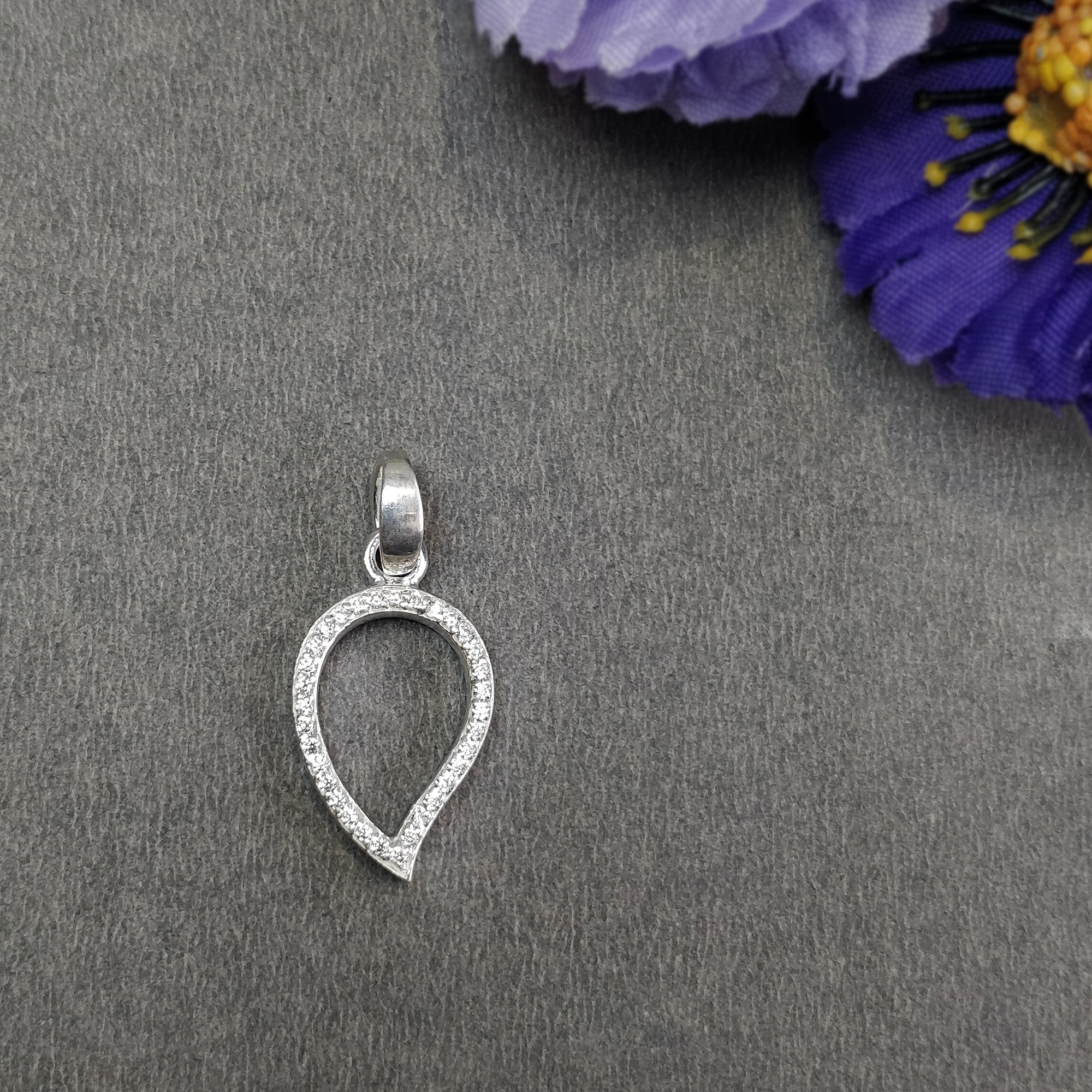 925 Sterling Silver Cubic Zirconia Leaf Pendant Necklace - 2.90g Elegant Fashion Jewelry Gift for Women, Perfect for Birthday, Anniversary & Valentine's Day