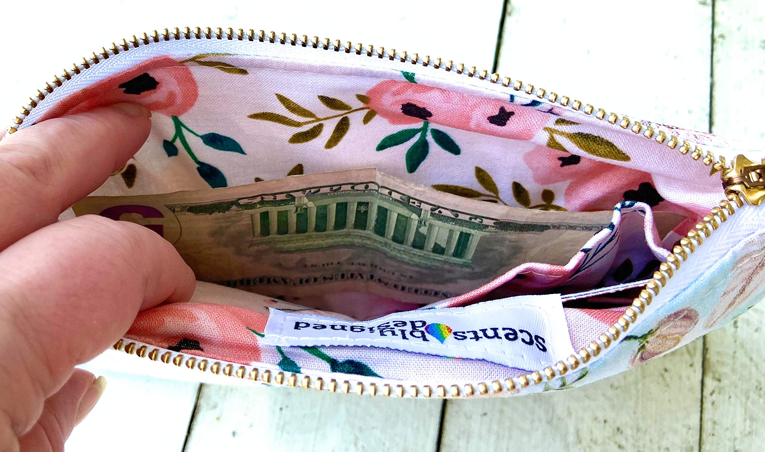 **Boho Essential Oil Bag Storage Case with Credit Card Slots & Cash Pockets - Wristlet Clutch for Roller Bottles - Perfect for Travel, Yoga & Aromatherapy**
