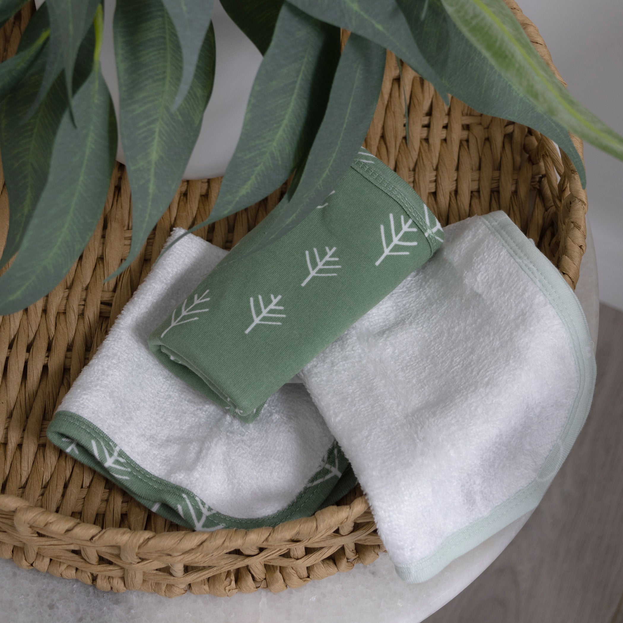 Premium Nordic 3-Pack Wash Cloths - Dusty Avocado & Forest Green | Soft Eco-Friendly Bath & Kitchen Towels for Spa, Baby Care & Home Cleaning
