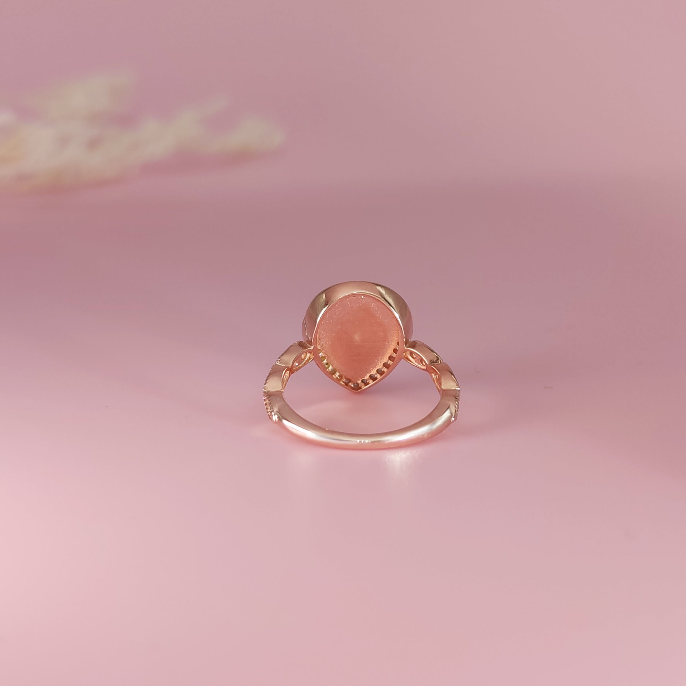 Lumina Essence Breastmilk Keepsake Ring - Memorial Jewelry for Nursing Mothers - Perfect for Breastfeeding Moms, Baby Shower Gifts & Mother's Day Presents