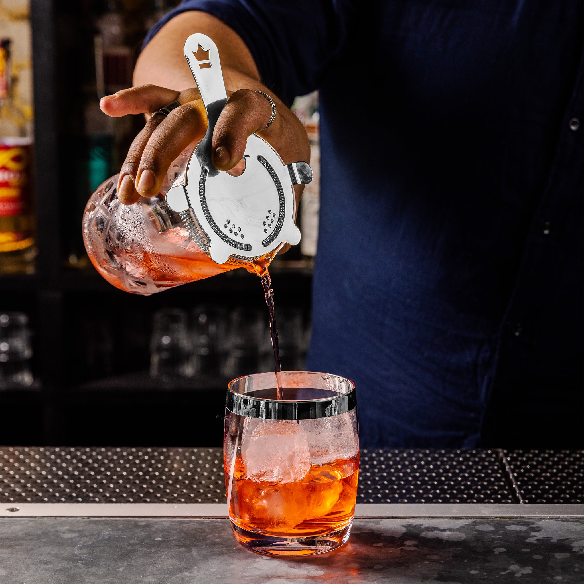 BUSWELL® 4-Prong Stainless Steel Cocktail Strainer - Bar Tool for Mixing Martinis, Cocktails & Mocktails - Perfect for Home Bars & Professional Bartenders
