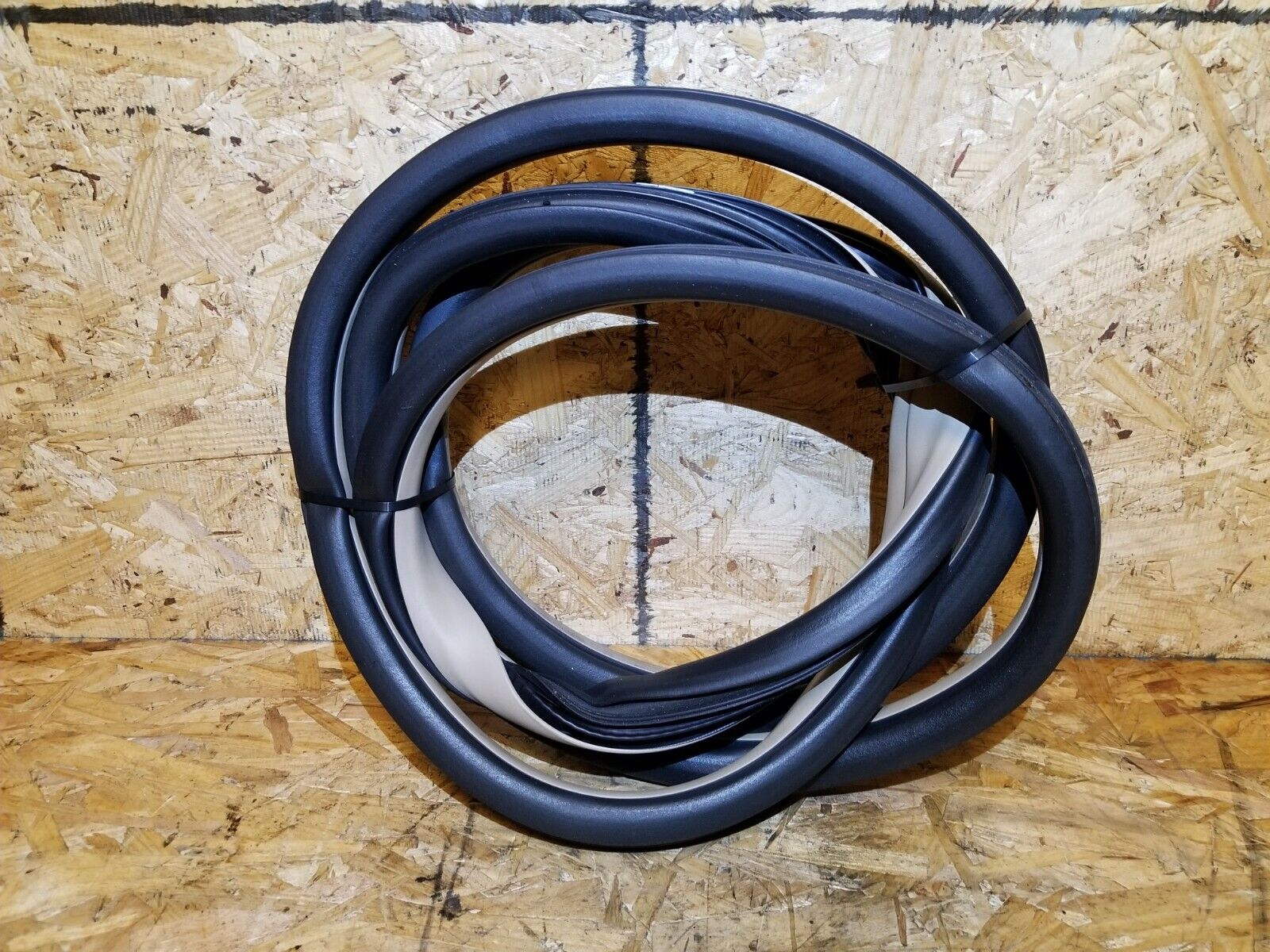 2005-2009 Cadillac SRX Rear Left Driver Side Door Weatherstrip Seal - OEM Replacement Part for Improved Weather Protection & Noise Reduction - Perfect for Rainy Days & Long Road Trips