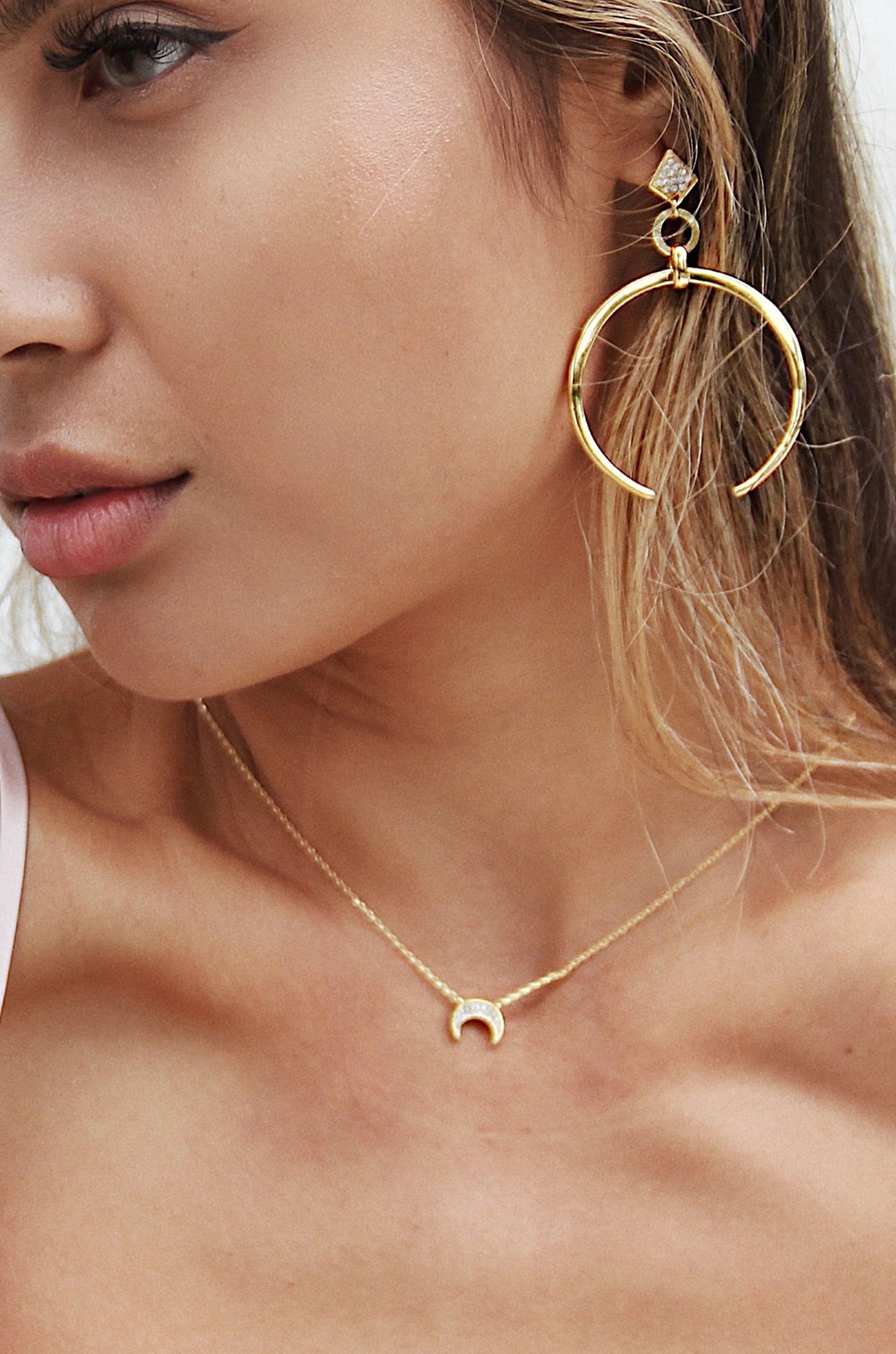 Dainty Layered Crescent Moon Necklace Set - Elegant Gold & Silver Minimalist Jewelry for Women - Perfect for Everyday Wear, Date Nights & Gifts