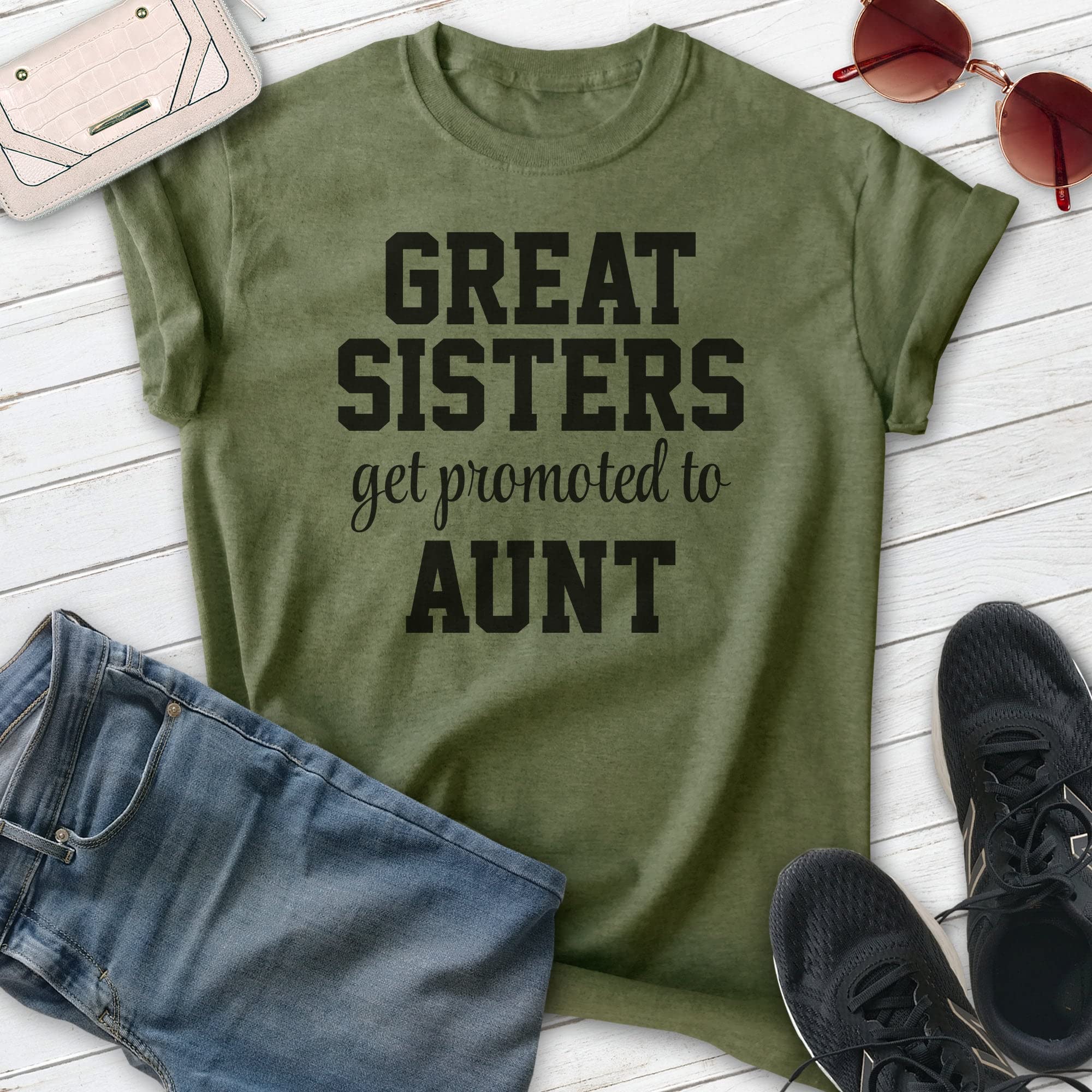 EVERTREE CLOTHING Funny Aunt T-Shirt - Unisex Women's Cotton Tee for New Aunts & Aunties - Perfect for Family Reunions & Birthday Gifts