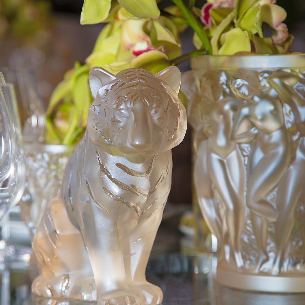 Premium Tiger Statue with Gold Luster Finish - Elegant Home Decor for Living Room, Office & Feng Shui Display