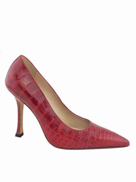 Manolo Blahnik BB Crocodile Leather Pumps Women's Size 7.5 - Elegant Heels for Evening Parties & Special Occasions