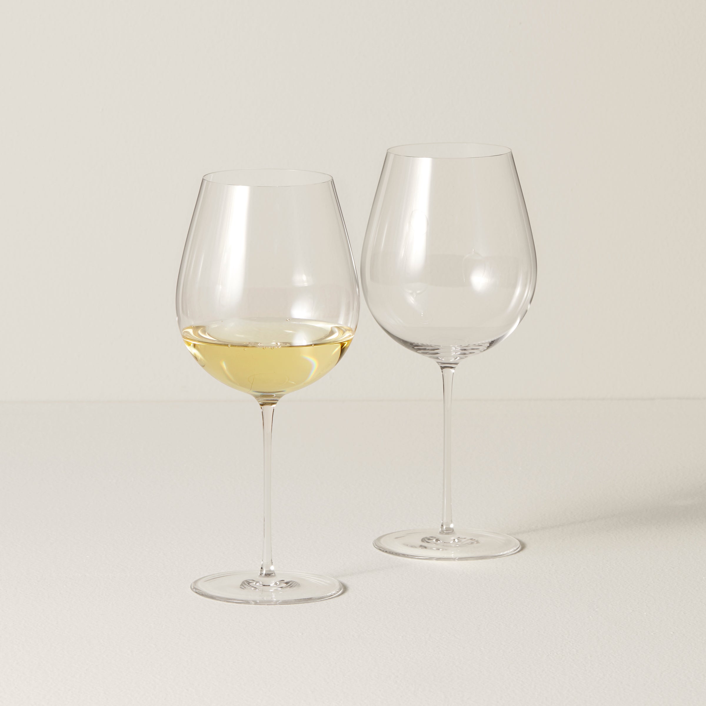 Premium Tuscany Signature Series Wine Glasses Set of 2 - Elegant Stemware for Red & White Wines - Perfect for Italian Cuisine, Romantic Dinners & Wine Tasting Events