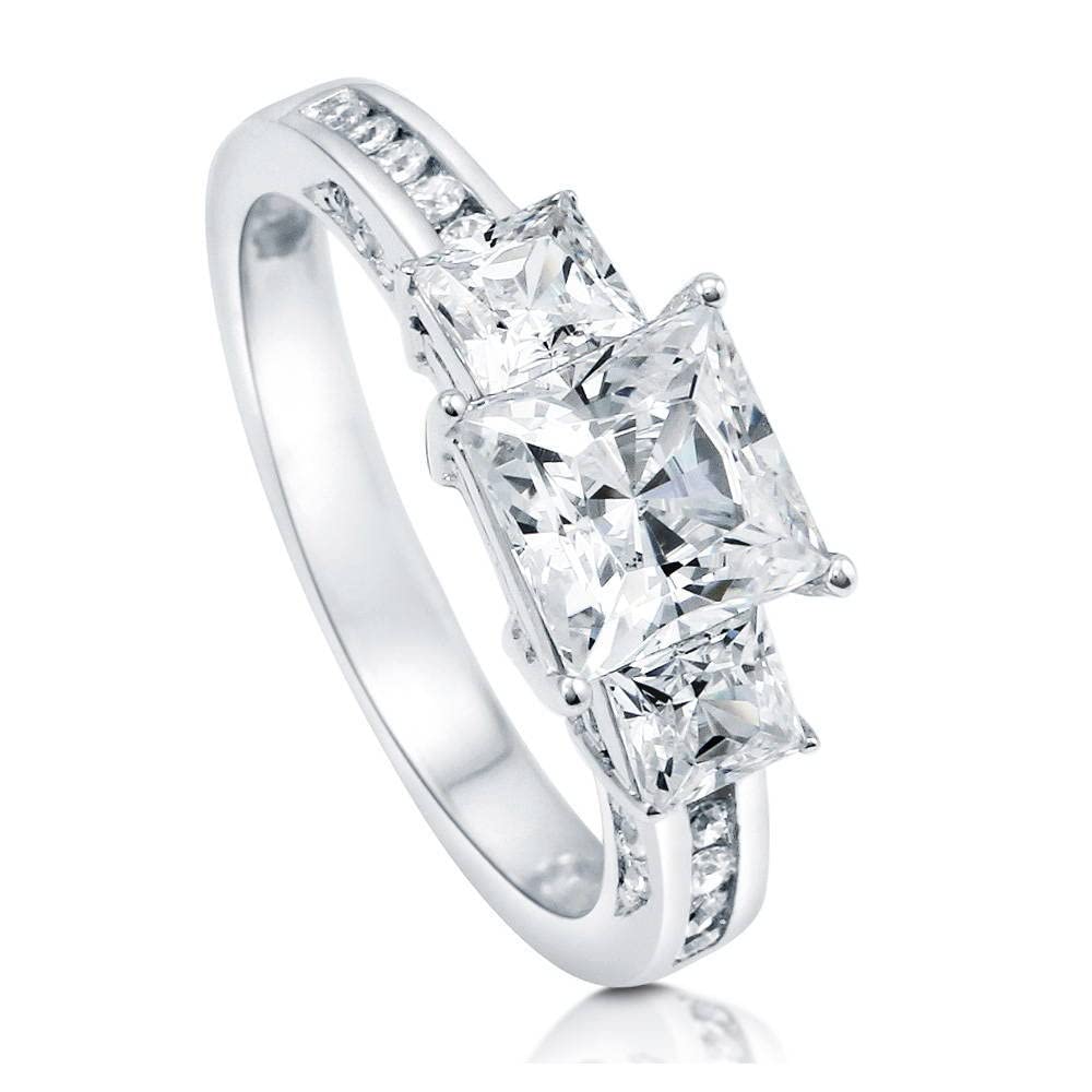 BERRICLE Sterling Silver 3-Stone Wedding & Engagement Ring - 1.6 Carat Princess Cut Cubic Zirconia CZ Promise Ring for Women - Rhodium Plated, Size 4-10 - Perfect for Proposals, Anniversaries & Special Occasions