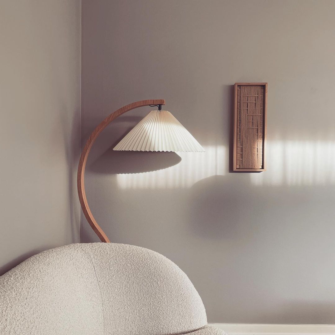 Modern Caprani Floor Lamp - Adjustable LED Standing Light for Living Room, Bedroom & Office - Warm White & Cool White Dimmable Lighting - Perfect for Reading, Relaxing & Decor