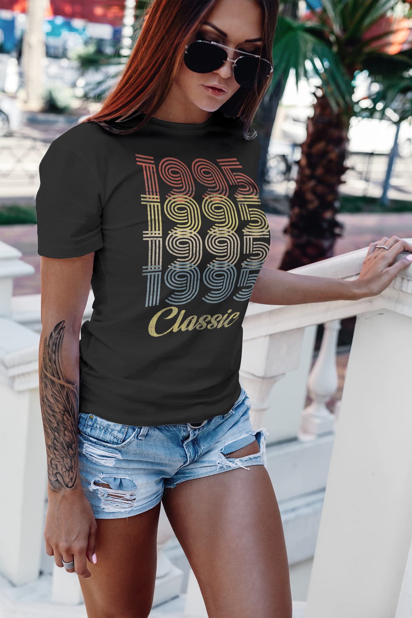 1995 Vintage Retro 30th Birthday T-Shirt for Women - Classic 30 Year Old Birthday Gift Idea - Perfect for 30th Birthday Parties & Milestone Celebrations