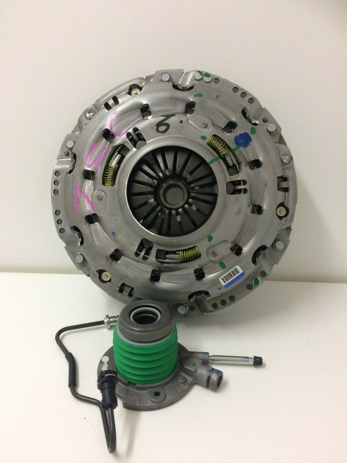 Genuine Holden VE VF Commodore Dual Mass Clutch Flywheel Slave Cylinder Kit - Perfect for Performance Upgrades & Transmission Repairs