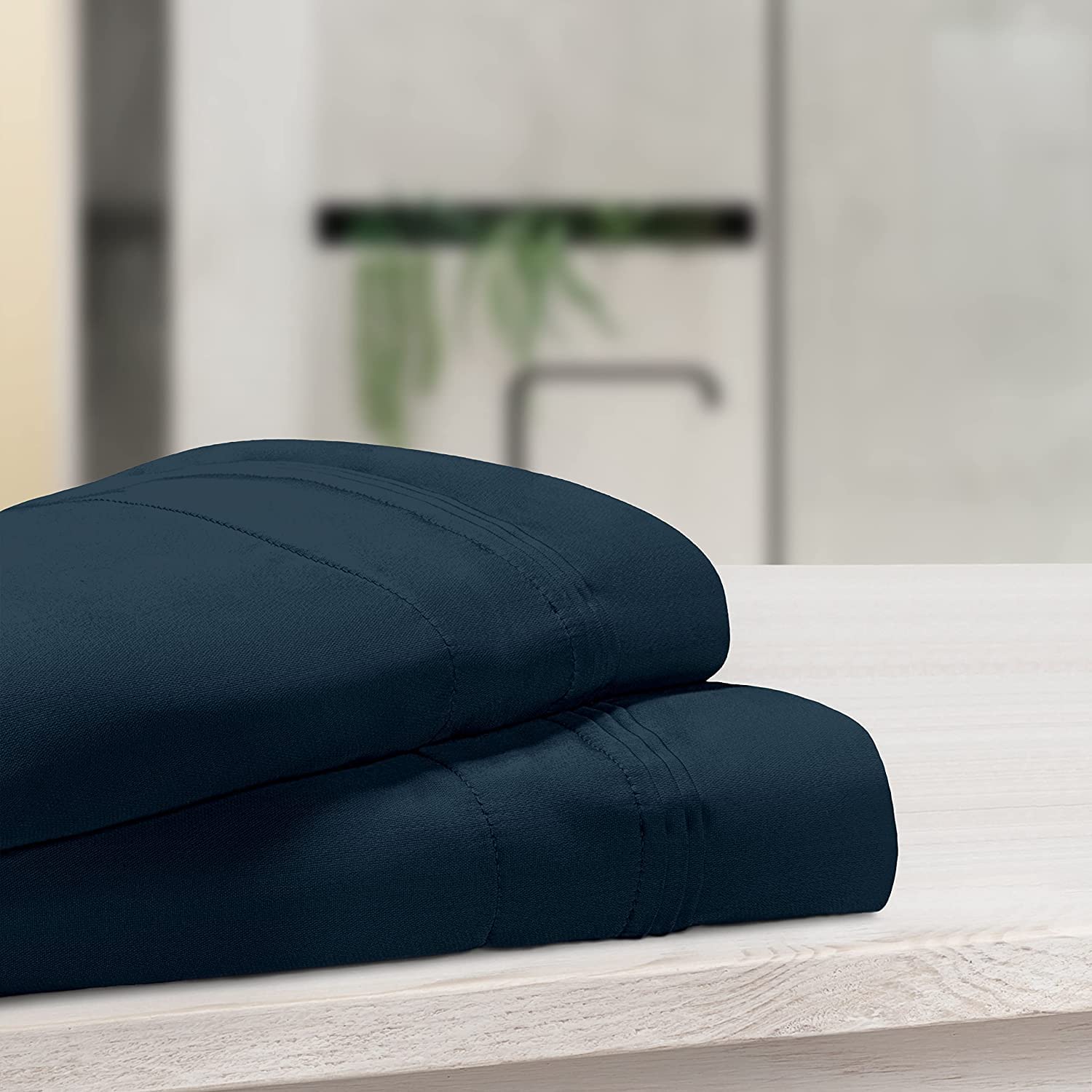 Premium 1000 Thread Count Egyptian Cotton Pillowcases - 2-Piece King Size Set, Ultra Soft & Breathable Bedding, Navy Blue - Luxury Hotel Style Pillow Covers for Home, Guest Room & Travel