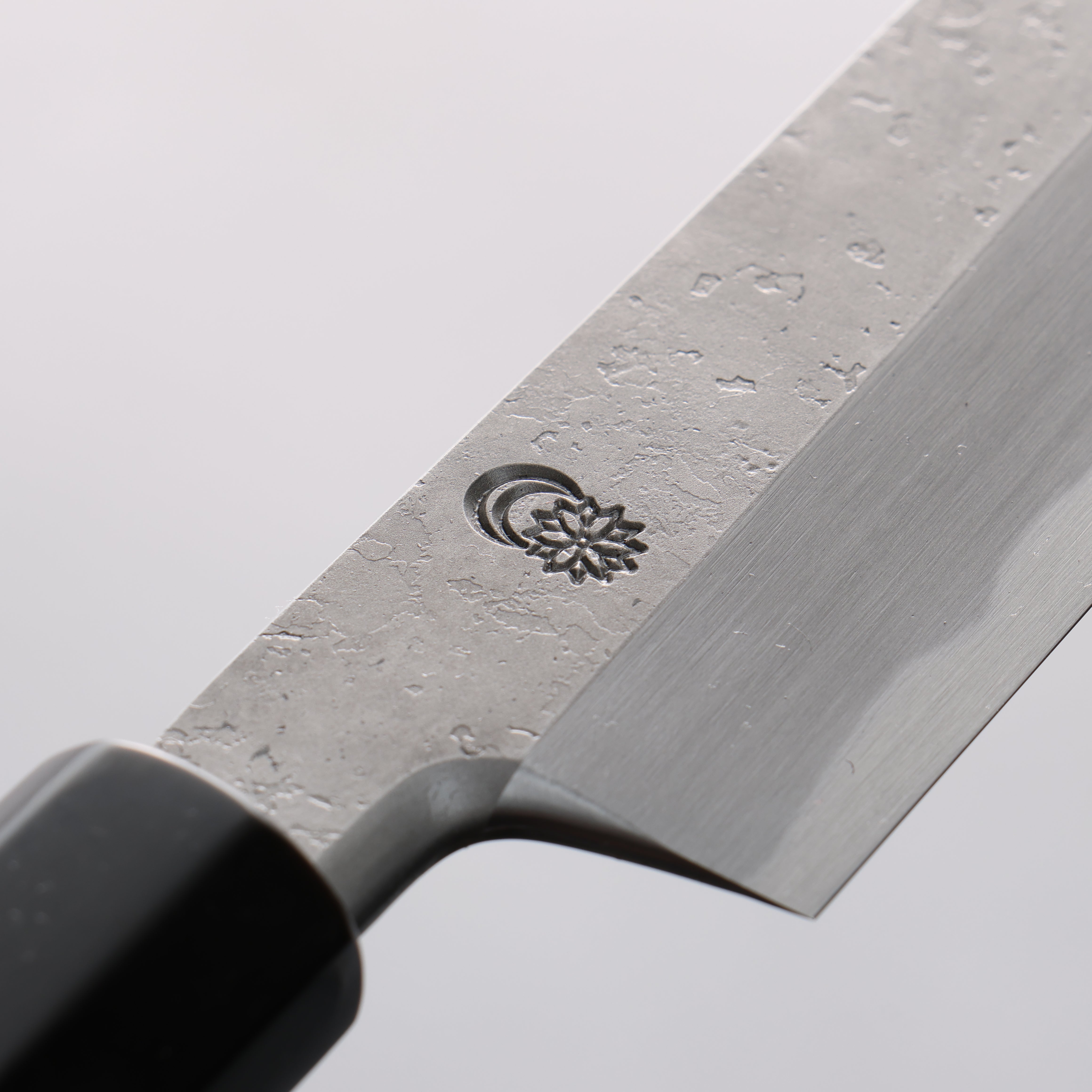 Premium Kikuzuki White Steel No.2 Nashiji Kiritsuke Yanagiba 300mm Japanese Chef Knife with Magnolia Handle - Perfect for Sushi, Sashimi & Precision Meat Slicing