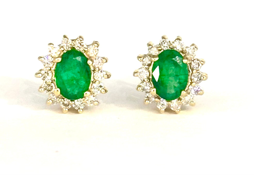 Exquisite Oval Emerald and Diamond Stud Earrings – 14K Gold, Dainty & Elegant Jewelry for Women – Perfect for Weddings, Parties & Special Occasions