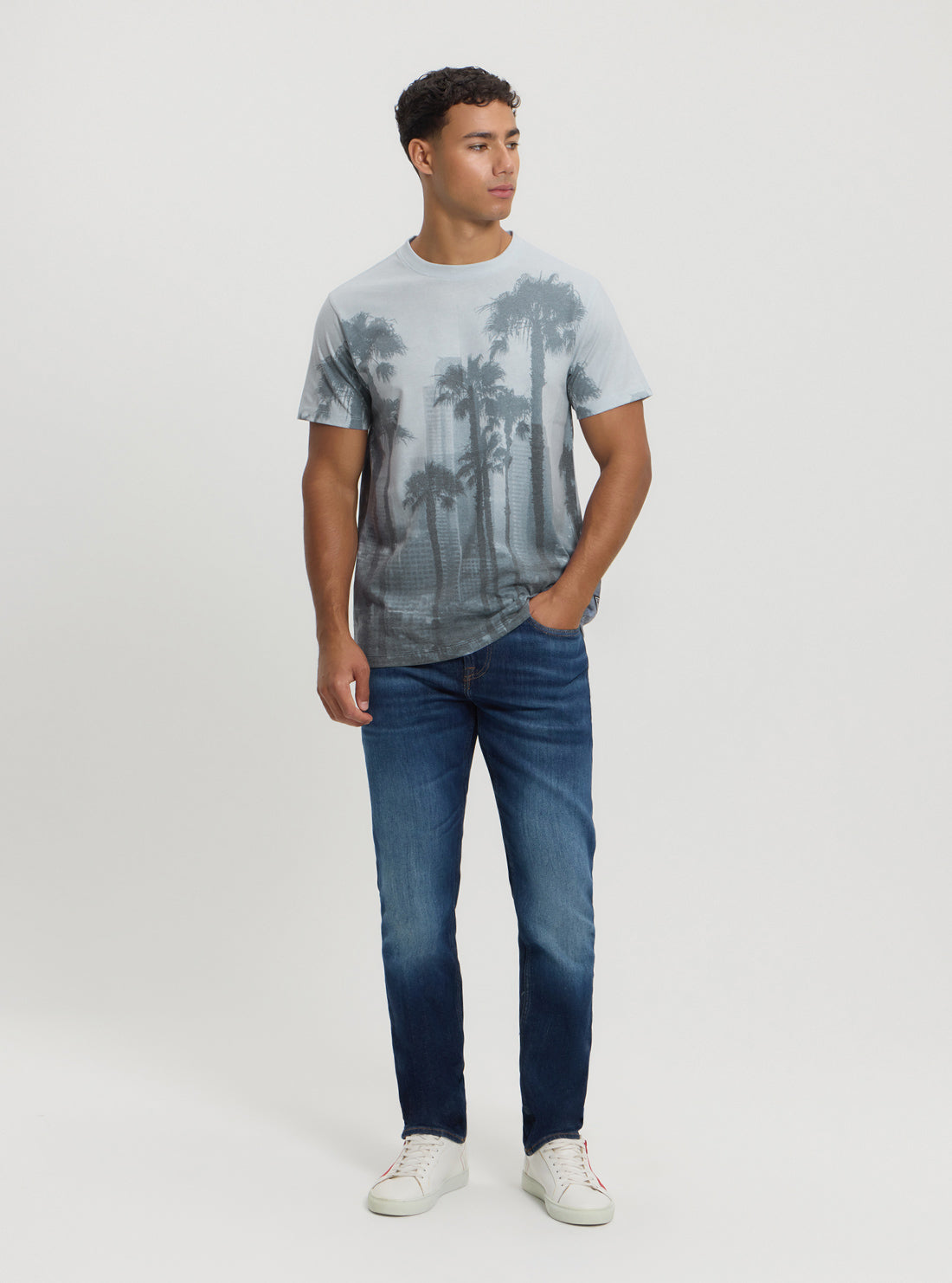 Stylish Grey Palm Print T-Shirt for Men & Women - Comfortable Casual Wear for Beach, Vacation, and Summer Outfits
