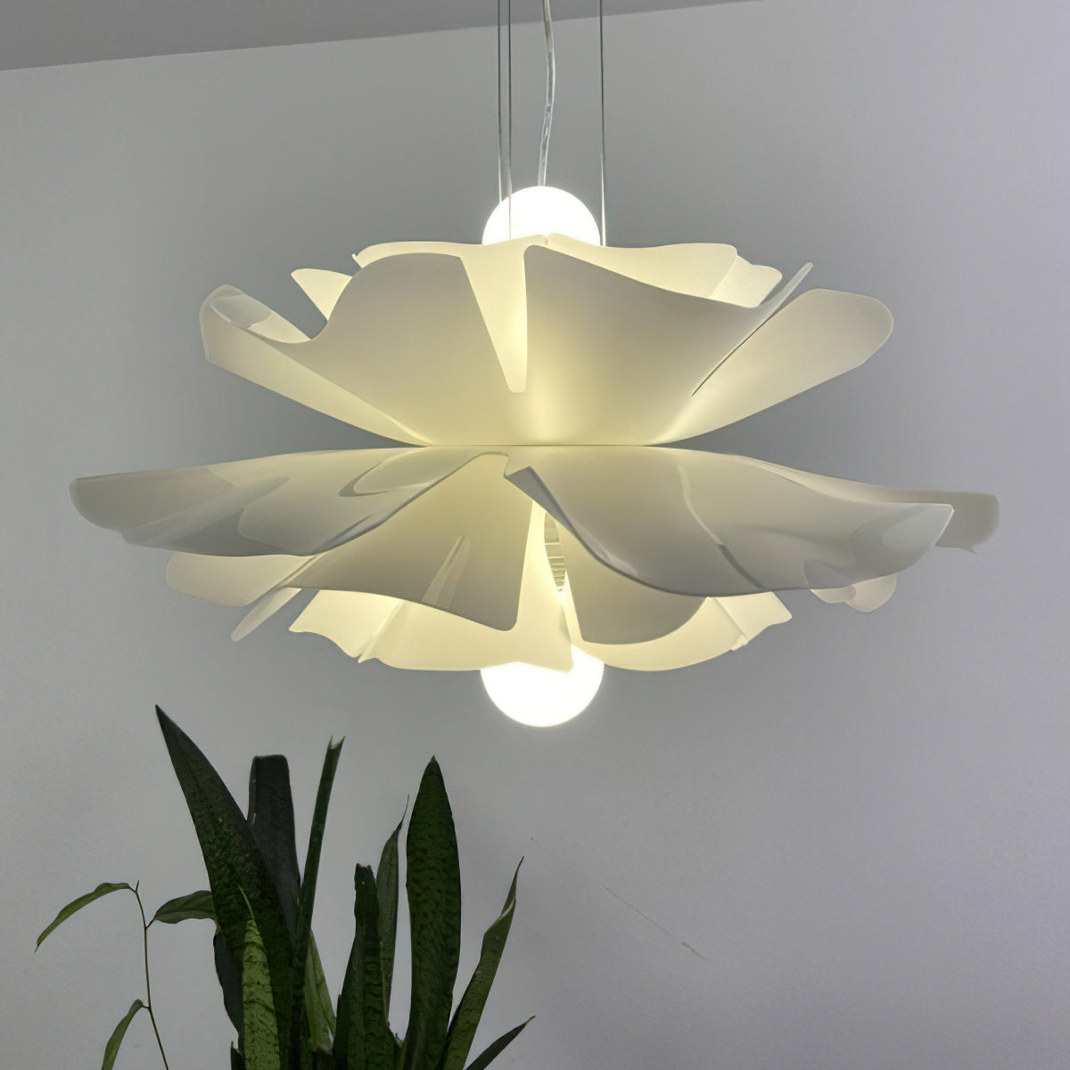 Elegant White Lotus Pendant Light - Modern Floral Ceiling Lamp for Living Room, Bedroom & Dining Room Decor