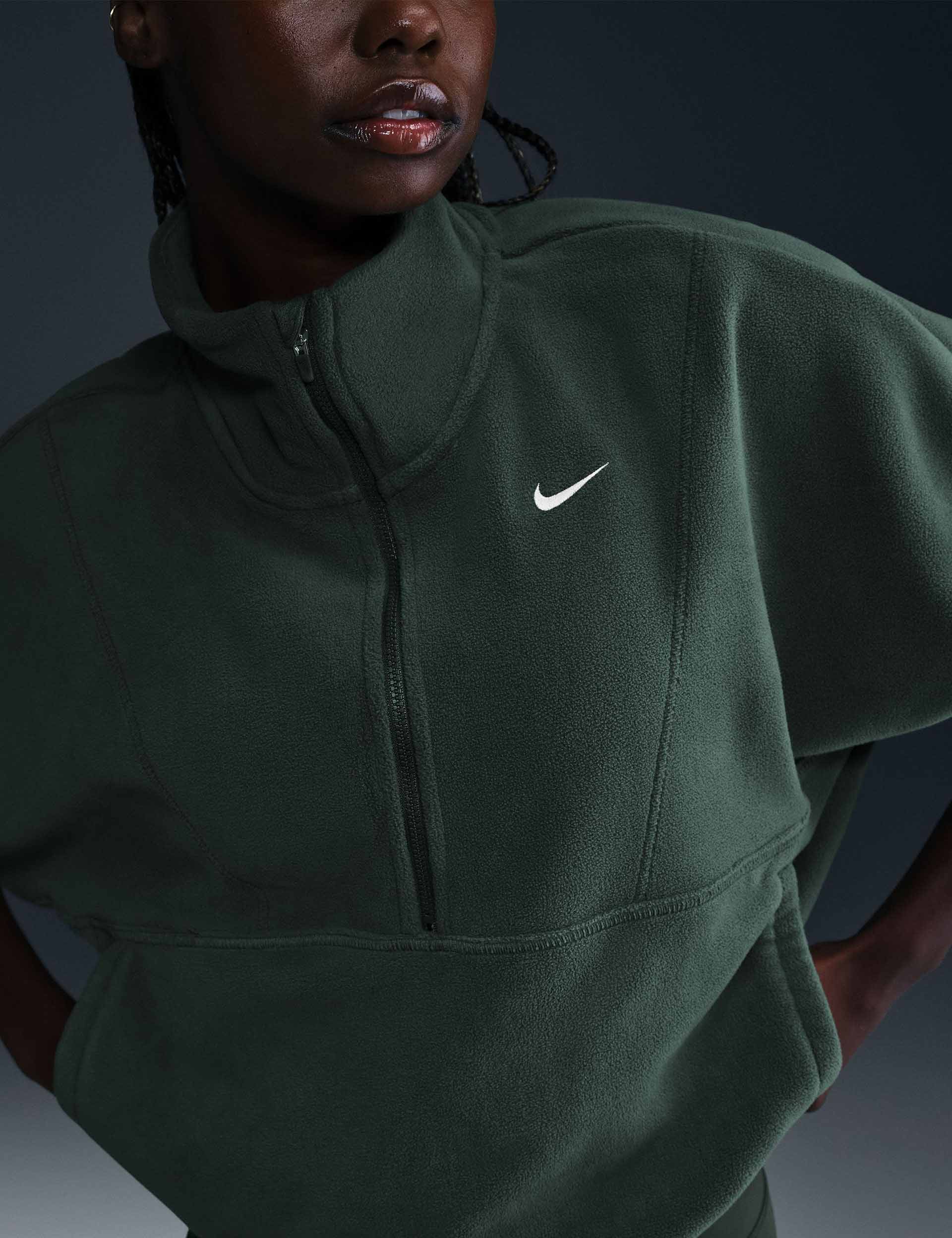 Oversized 1/2 Zip Fleece Pullover - Vintage Green & White | Cozy Winter Layering, Casual Outfit, Streetwear Fashion