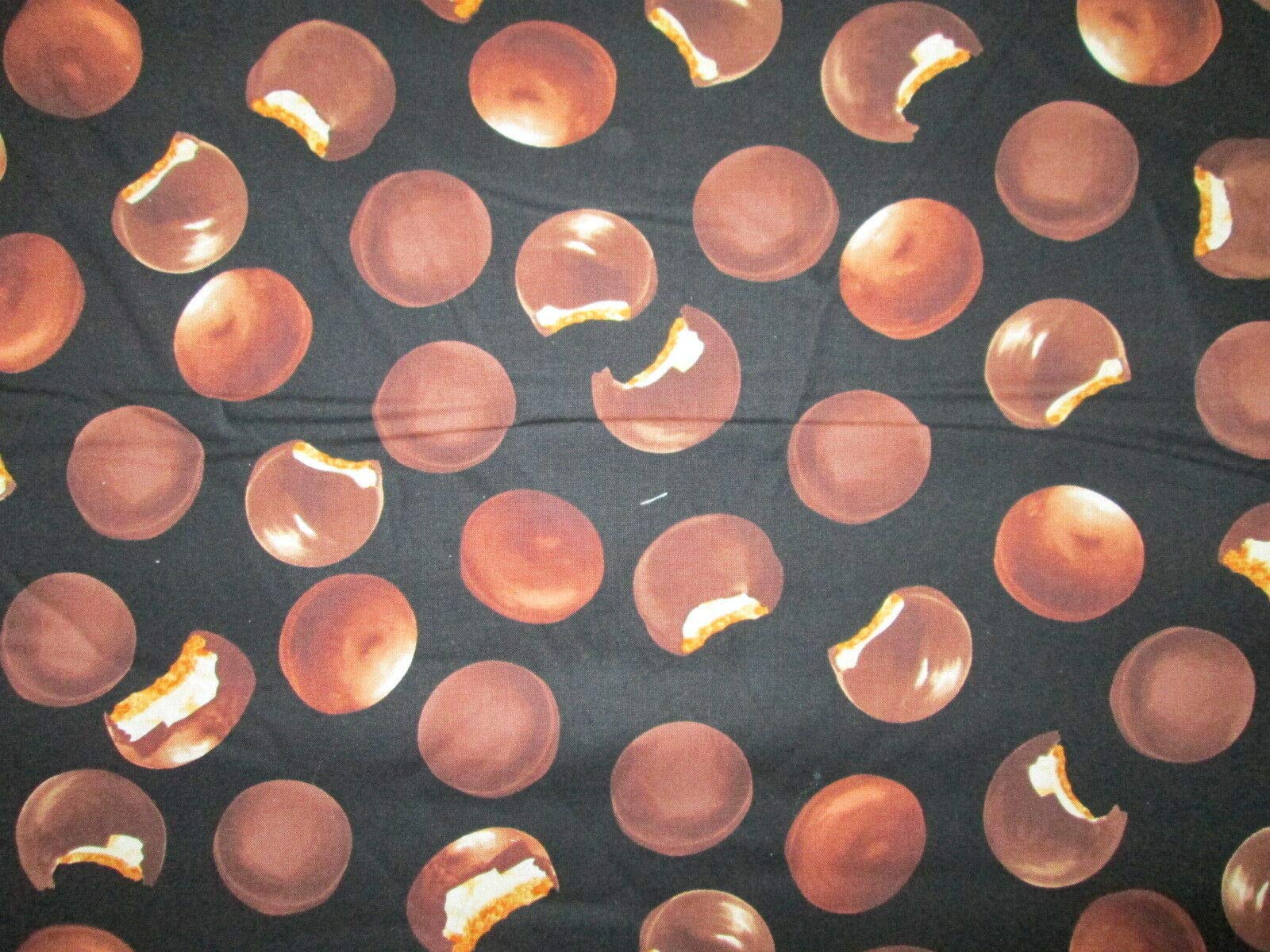 Marshmallow Chocolate Cookies & Crackers - Sweet Snack Food Cotton Fabric Bathrobe - Cozy Loungewear for Relaxing at Home, Spa Days & Comfortable Evenings