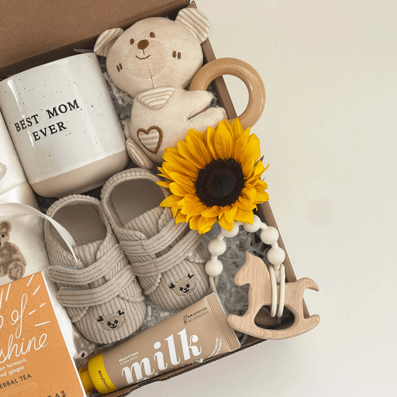 New Baby Gift Box Set - Perfect Baby Shower & New Mom Gift - Congratulations Present for Newborns - Ideal for Hospital Visits & Welcome Home Celebrations