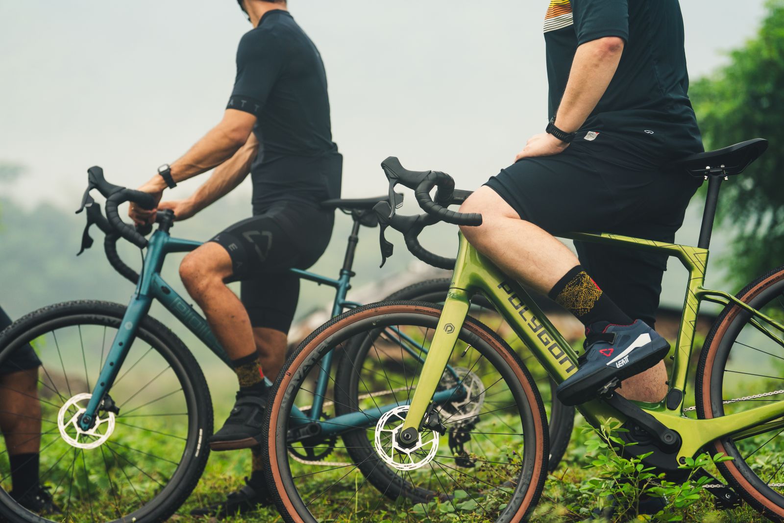 Polygon Tambora AE R Carbon eGravel Bike - Lightweight Electric Adventure Bike for Off-Road & Commuting | Perfect for Trail Riding, Urban Commutes & Long-Distance Cycling
