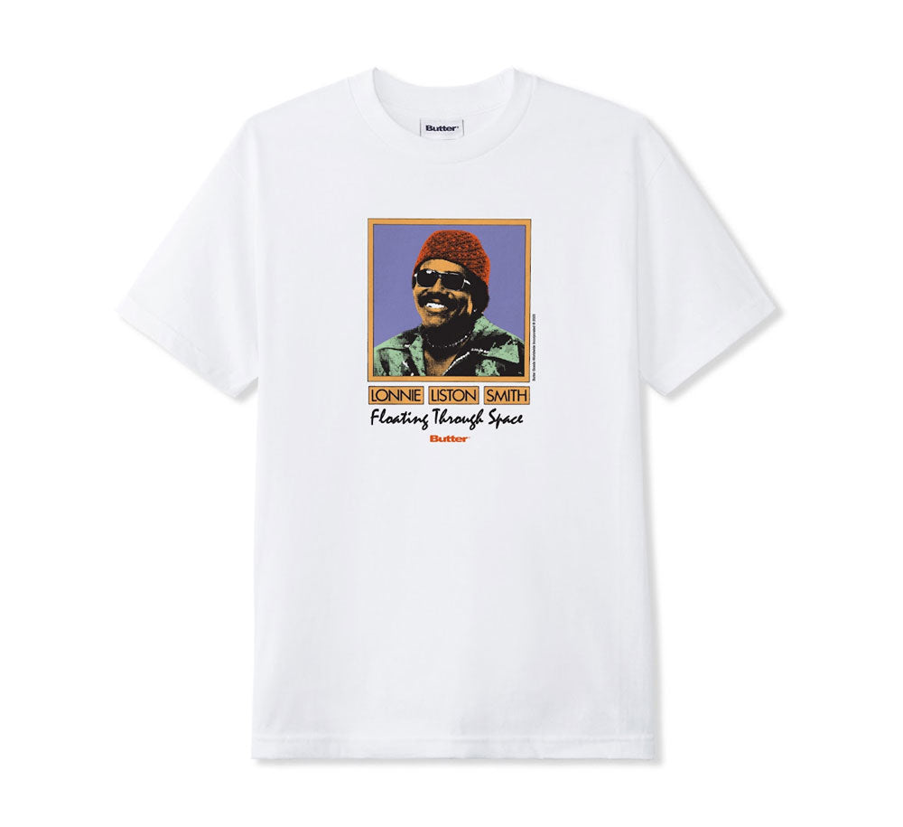 Floating Through Space Graphic Tee - Trendy Astronaut Design Cotton T-Shirt for Men & Women - Perfect for Casual Wear, Street Style & Space-Themed Outfits