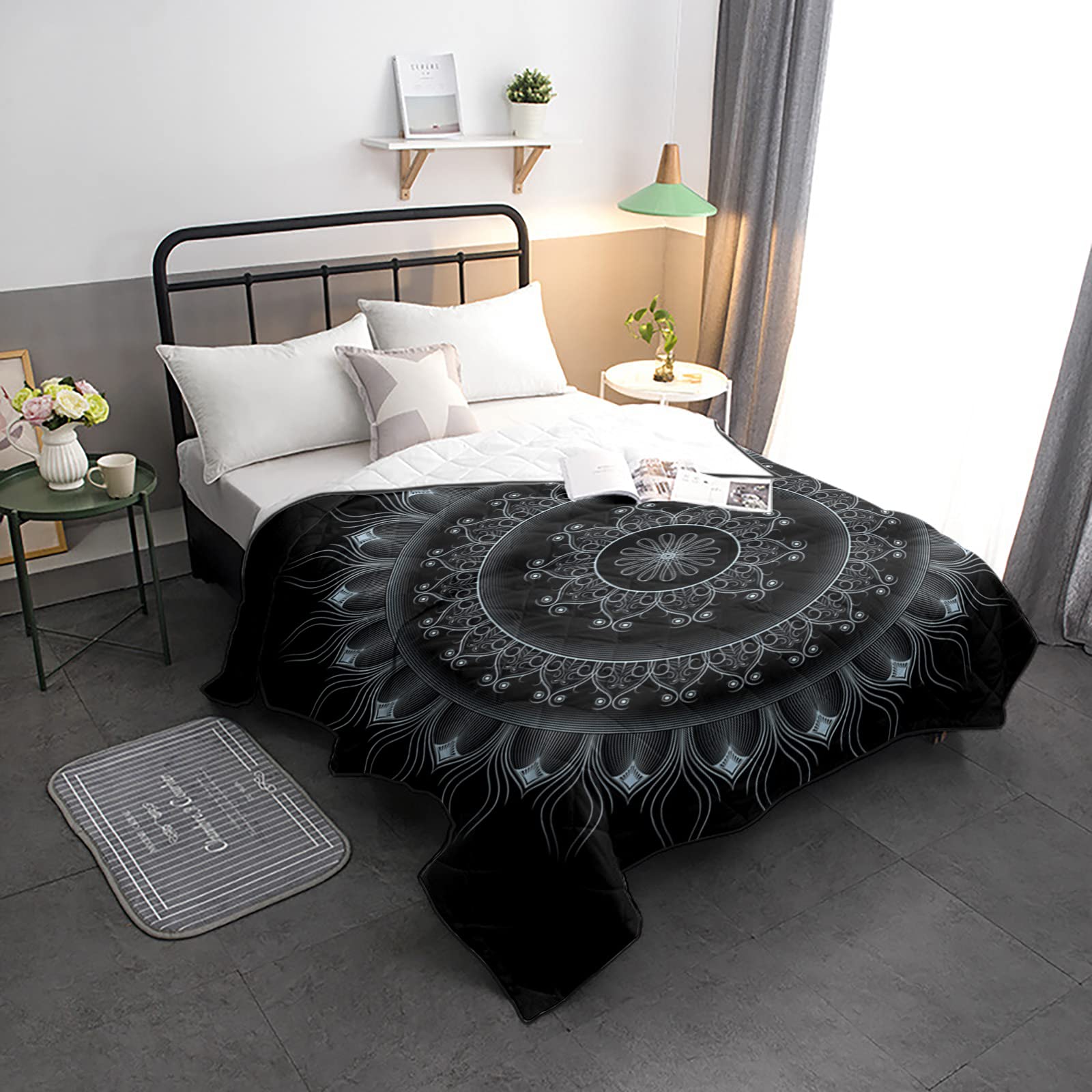 HELLOWINK Oversized King Size Cooling Comforter - Soft & Lightweight Quilted Duvet Insert, All Season Down Alternative Bedding, Bohemian Mandala Black Floral Design | Perfect for Hot Sleepers & Stylish Bedroom Decor