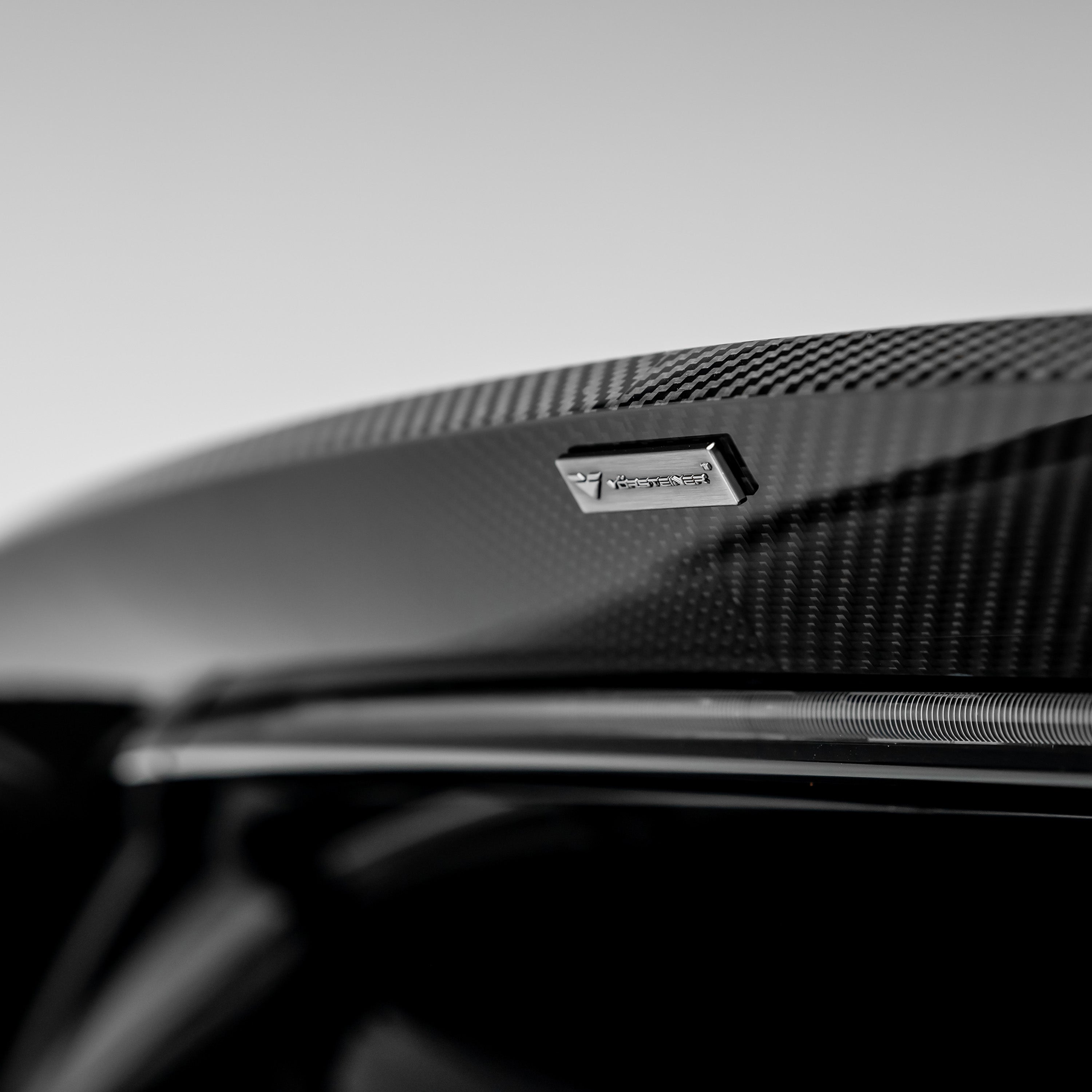 High-Performance Car Roof Spoiler - Universal Fit for Sedans & Coupes - Aerodynamic Design for Enhanced Stability & Style - Perfect for Racing & Street Use