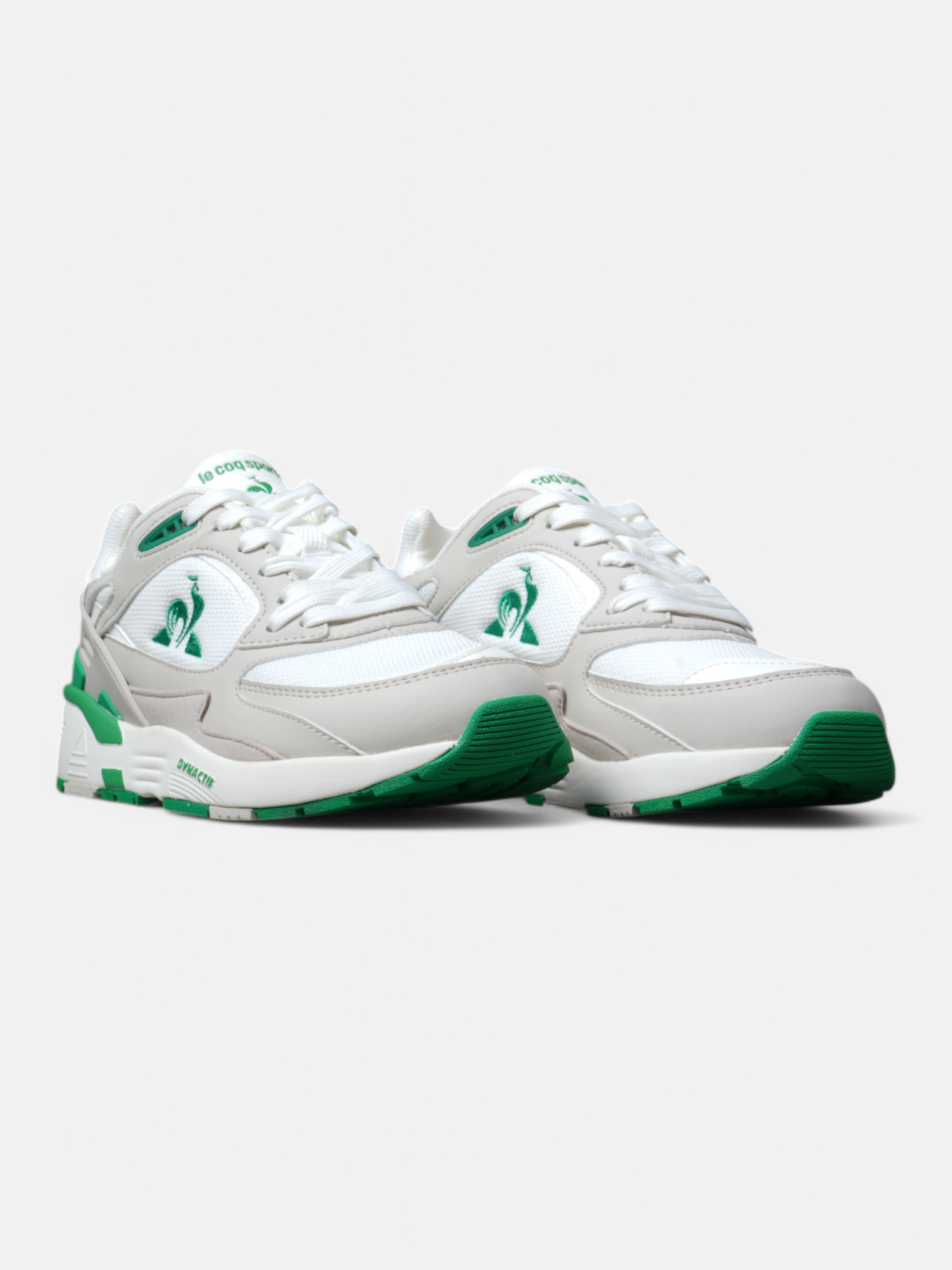 Le Coq Sportif R1100 Classic Sneakers - White & Green Retro Running Shoes for Men & Women | Comfortable Casual Wear for Gym, Walking & Everyday Fashion