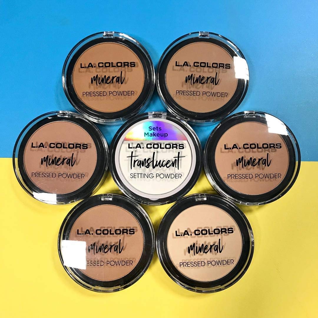 L.A. COLORS Translucent Pressed Setting Powder - CSP370, Oil Control & Shine-Free Finish for Flawless Makeup | Perfect for Daily Use, Photo Shoots & Special Occasions