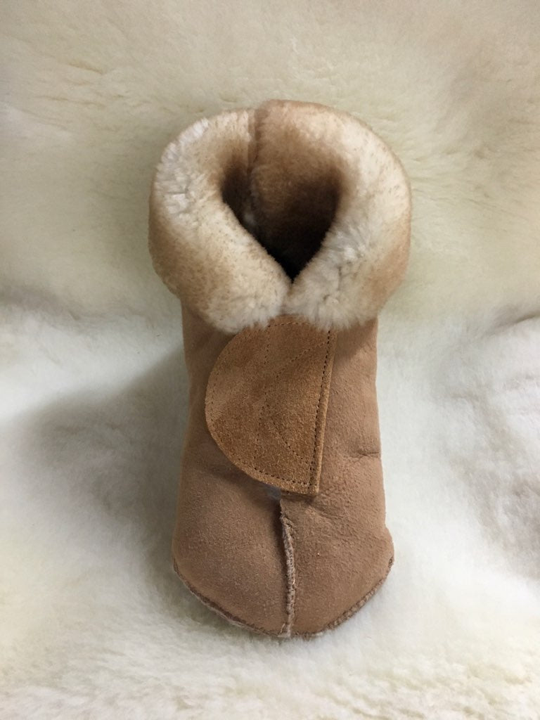 Sheepskin Health Healing Boots for Men & Women - Comfortable Therapeutic Footwear for Pain Relief & Circulation - Perfect for Home, Office & Post-Surgery Recovery