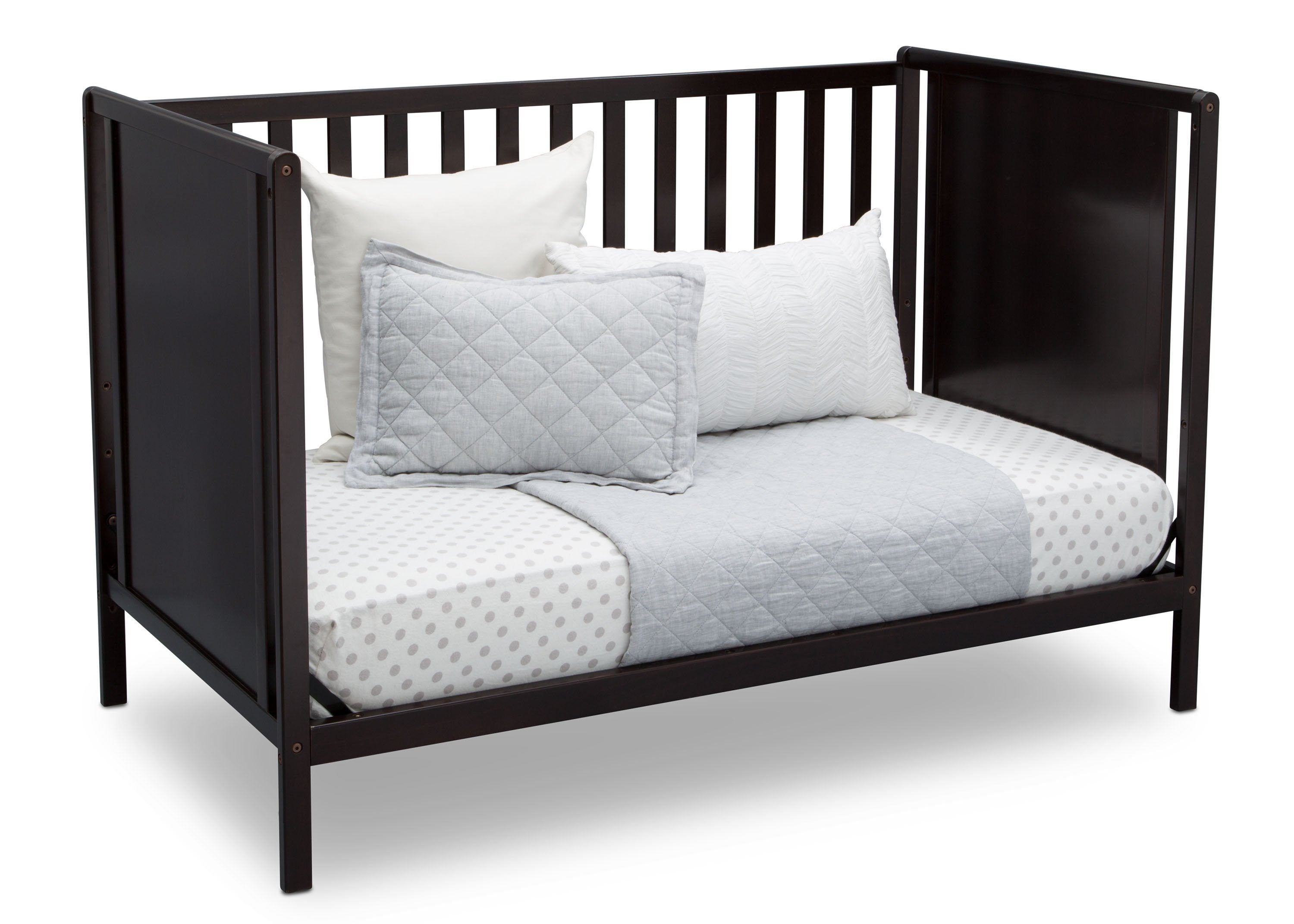 Heartland Classic 4-in-1 Convertible Crib - Toddler Bed, Daybed & Full Size Bed | Safe Nursery Furniture for Baby & Kids Room | Perfect for Newborns, Infants & Growing Children