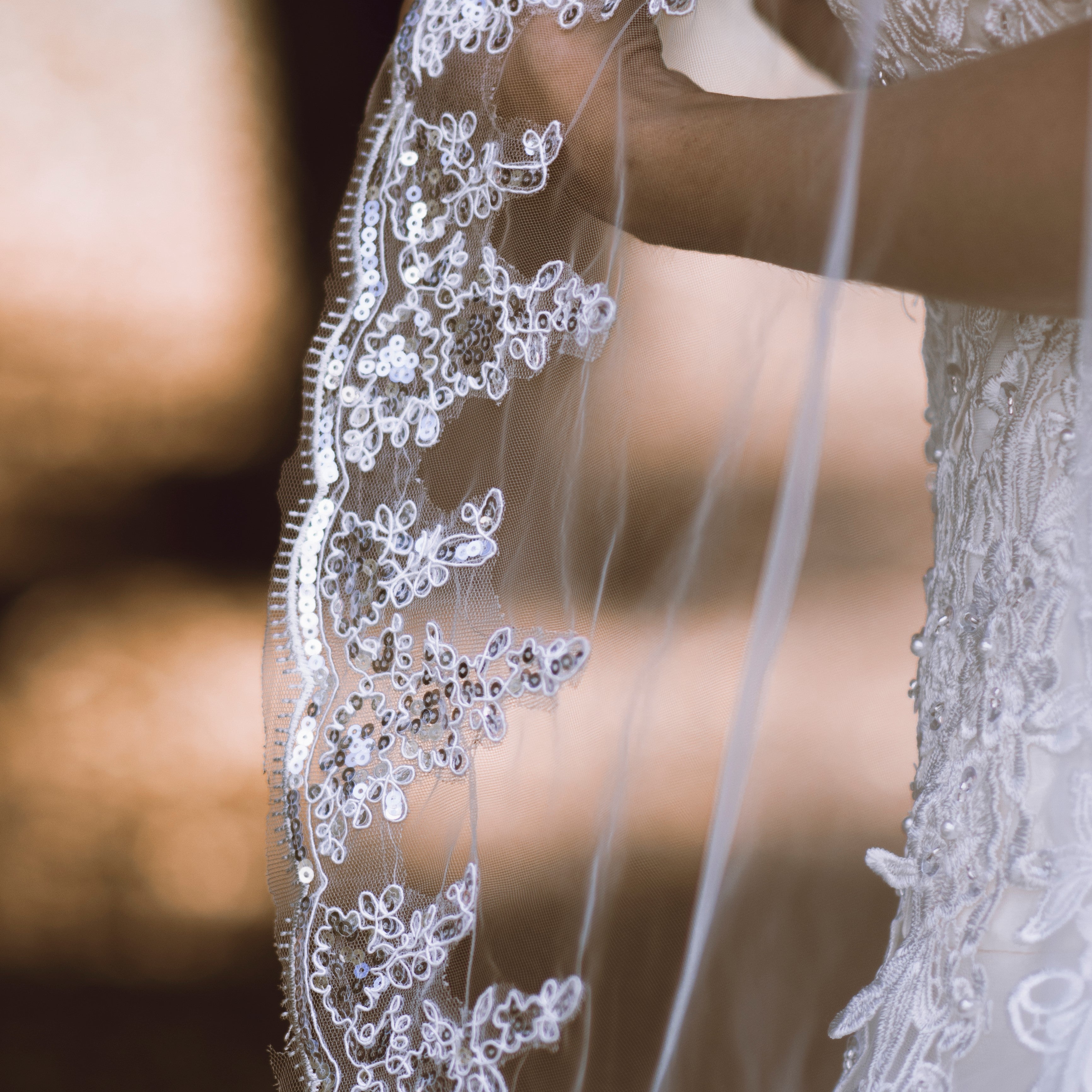 Rachav Veil - Elegant Lace Bridal Veil for Weddings & Special Occasions | Perfect for Brides, Prom & Formal Events