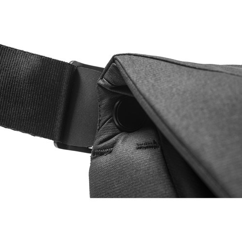 Peak Design Everyday Messenger V2 13L Backpack - Durable & Waterproof Camera Bag for Photographers & Travelers - Perfect for Commuting, Hiking & Urban Adventures (Black)