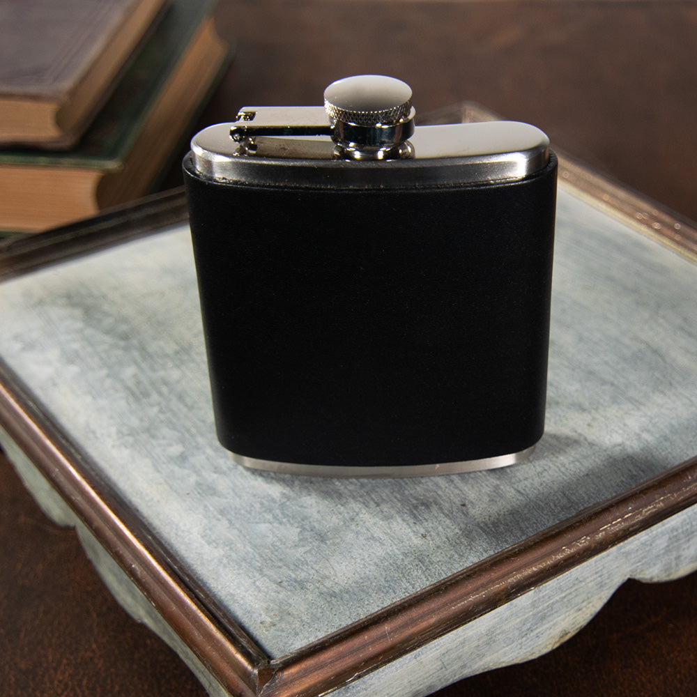 Premium Leather Covered Flask - Elegant & Durable Stainless Steel Liquor Flask for Whiskey, Bourbon, or Vodka - Perfect for Outdoor Adventures, Camping, Gifts & Special Occasions