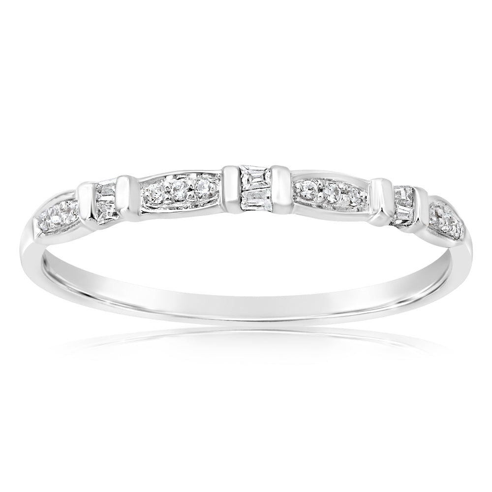 9ct White Gold Eternity Ring with 18 Diamonds - Elegant Wedding Band, Anniversary Gift for Her, Perfect for Bridal Jewelry & Special Occasions