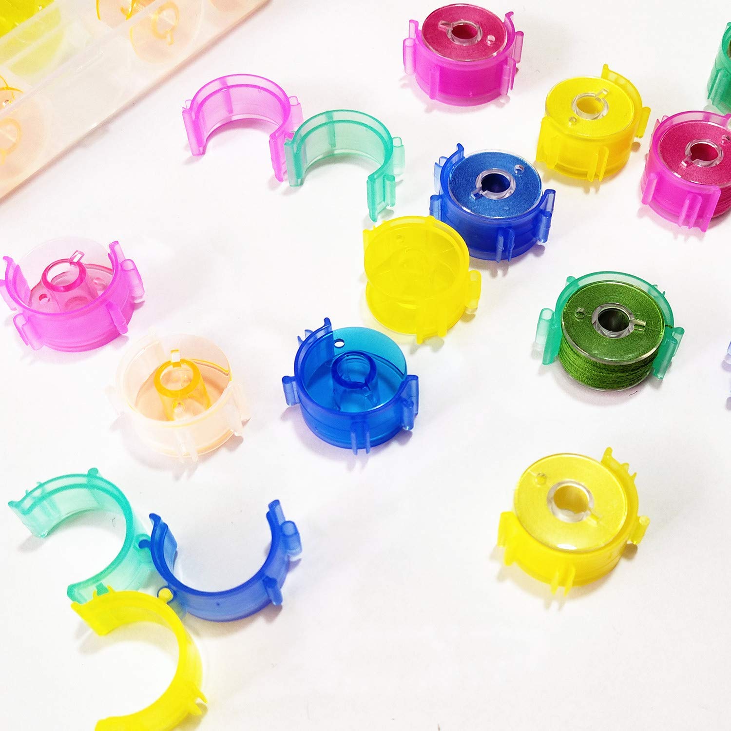 50-Pack Colorful Sewing Bobbin Clips - Small Thread Holder Clips for Sewing Machines, Quilting & Crafting - Durable Bobbin Holder Accessories for Organizing Threads & DIY Projects