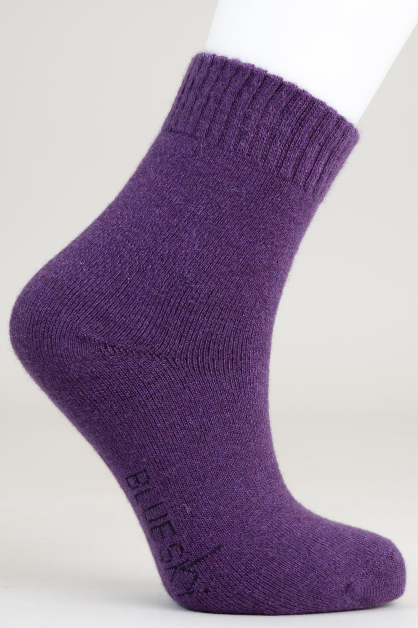 Women's Merino Wool Socks - Soft & Warm Winter Hiking Socks for Women - Perfect for Outdoor Activities, Hiking & Cold Weather Comfort