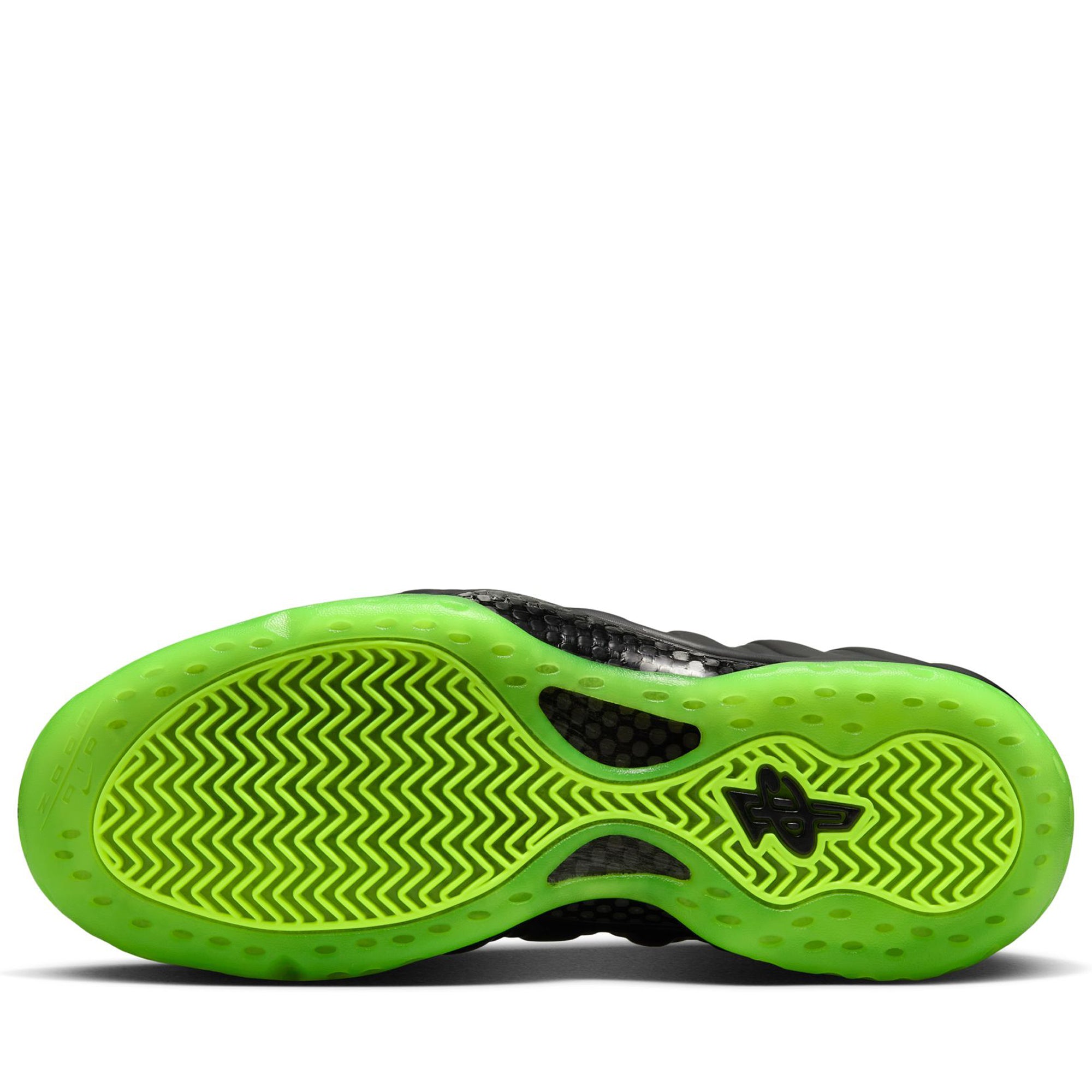 Nike Air Foamposite One Basketball Shoes - Black/Volt Colorway - High-Performance Cushioning for Court Play & Streetwear Fashion
