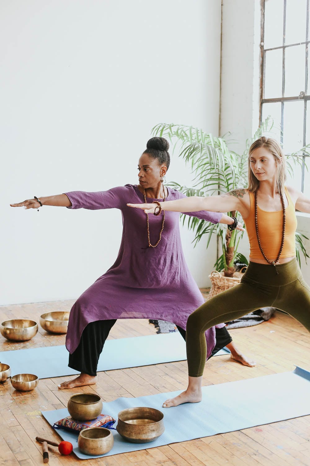 Antique Tibetan Singing Bowl - Handcrafted Trapezoid Meditation Bowl for Yoga, Sound Healing & Relaxation | Perfect for Mindfulness, Therapy & Spiritual Practices