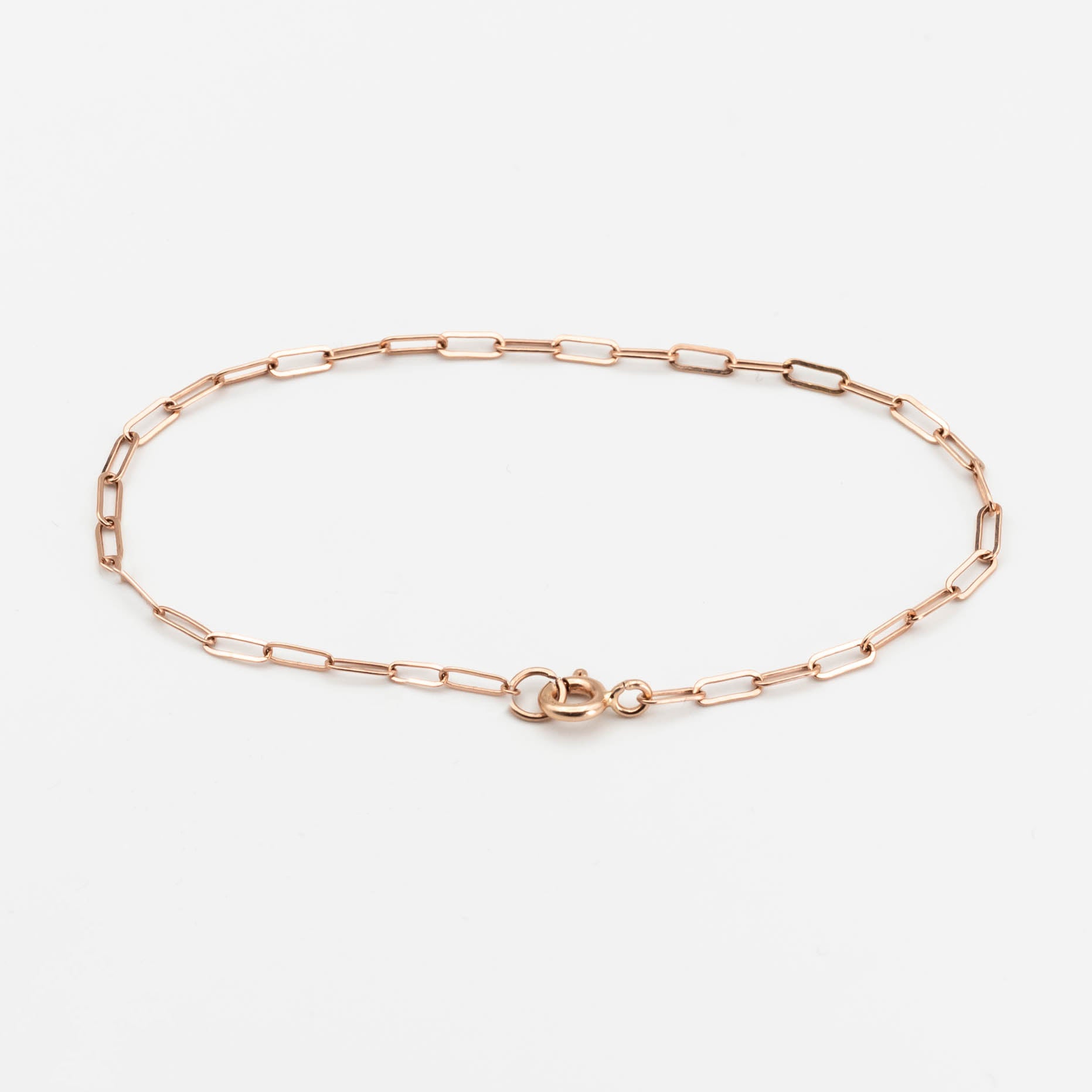 Stylish Paperclip Chain Bracelet for Women - Trendy Gold & Silver Minimalist Jewelry - Perfect for Everyday Wear & Gifting