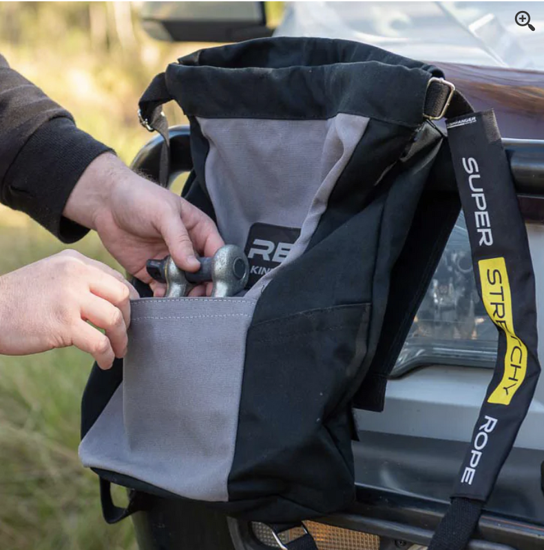 Bushranger Super Stretchy Kinetic Rope 12,000kg (26,455 lbs) Breaking Strength - 9m (30ft) Recovery Rope for Off-Road Vehicles, 4WD, Jeep & Truck Recovery - Heavy Duty Towing & Winching Accessory