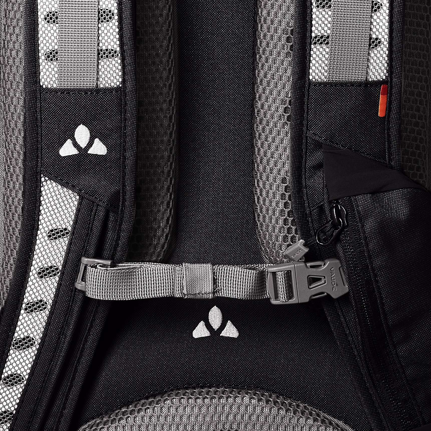 Faude Prokyon 32L Hiking Backpack - Lightweight Water-Resistant Daypack for Outdoor Adventures, Travel & Camping | Durable Black Backpack with Adjustable Straps & Multiple Pockets