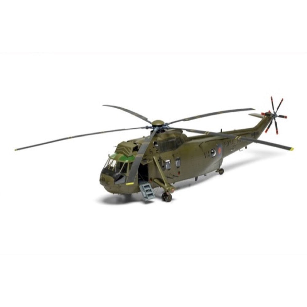 Airfix A11008 1/48 Scale Westland Sea King HC.4 Helicopter Model Kit - Perfect for Collectors, Hobbyists & Military Enthusiasts | Display, DIY Projects & Gift Ideas