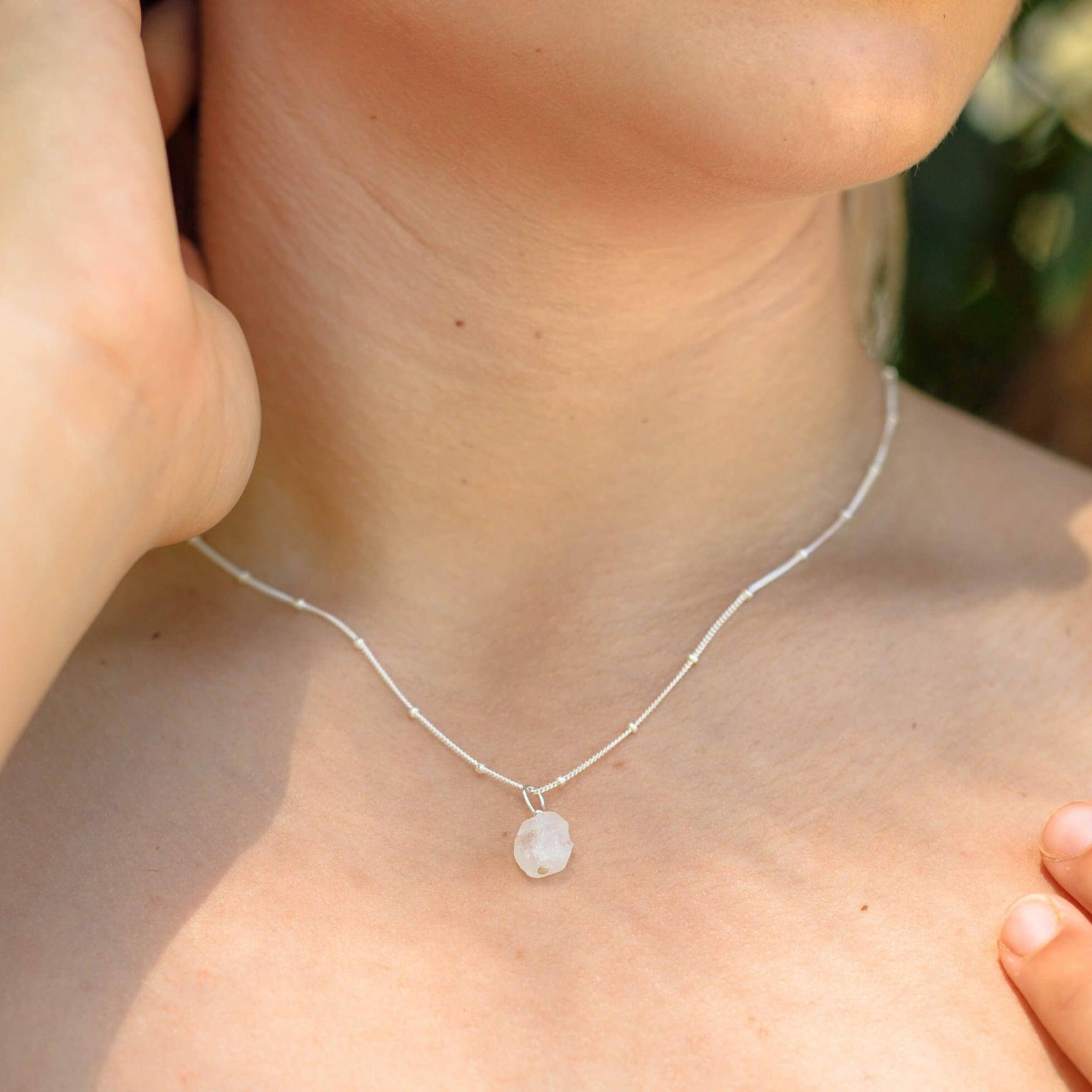 Natural Tiny Raw Rainbow Moonstone Pendant Necklace for Women - Elegant Boho Jewelry for Everyday Wear, Gift Giving & Spiritual Healing