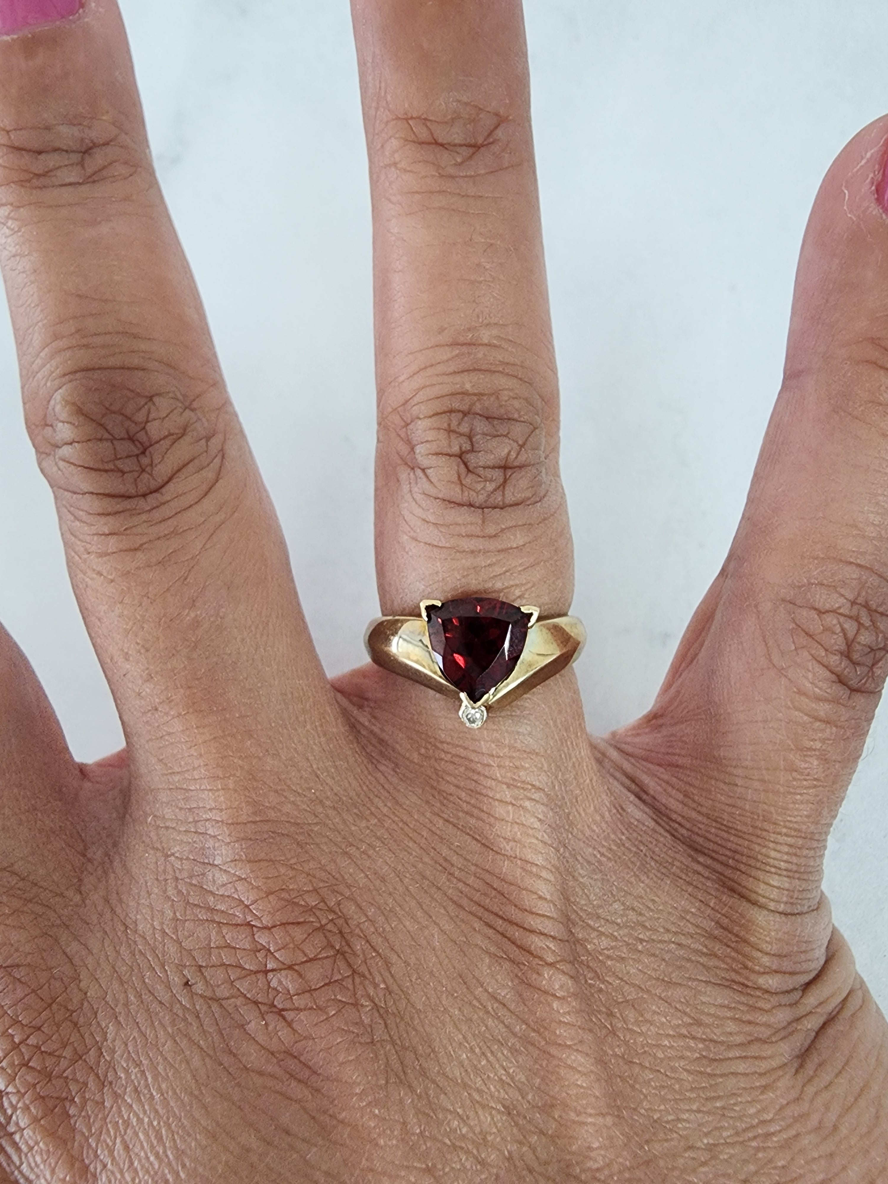 Exquisite 14k Yellow Gold Trilliant Cut Garnet Ring for Women | Elegant Jewelry Gift for Anniversary, Engagement & Special Occasions