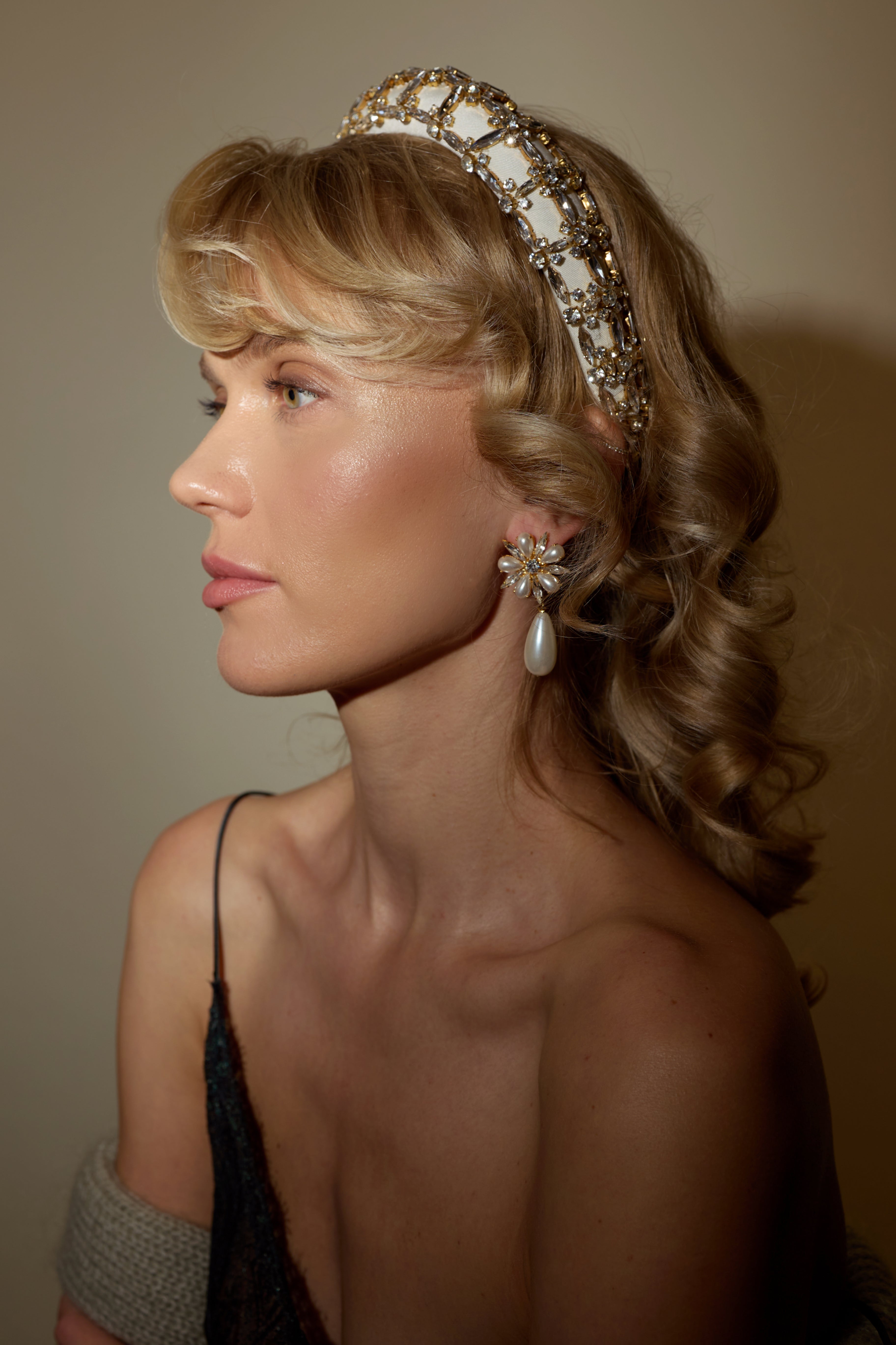 Avril Crystal Padded Headband for Women - Elegant Rhinestone Hair Accessory for Parties, Weddings & Special Occasions