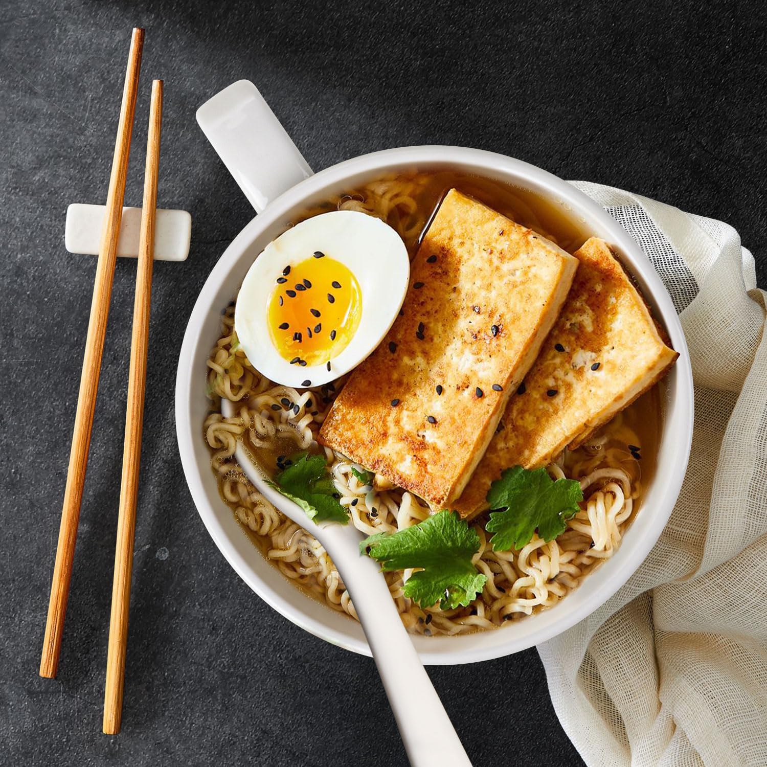 30oz Ceramic Soup Bowls with Handles & Spoons - Large Ramen Noodle Bowls with Lids - Perfect for Instant Noodles, Oatmeal & Cereal - Microwave & Dishwasher Safe - Set of 2 White Soup Mugs for Home, Office & Restaurant Use