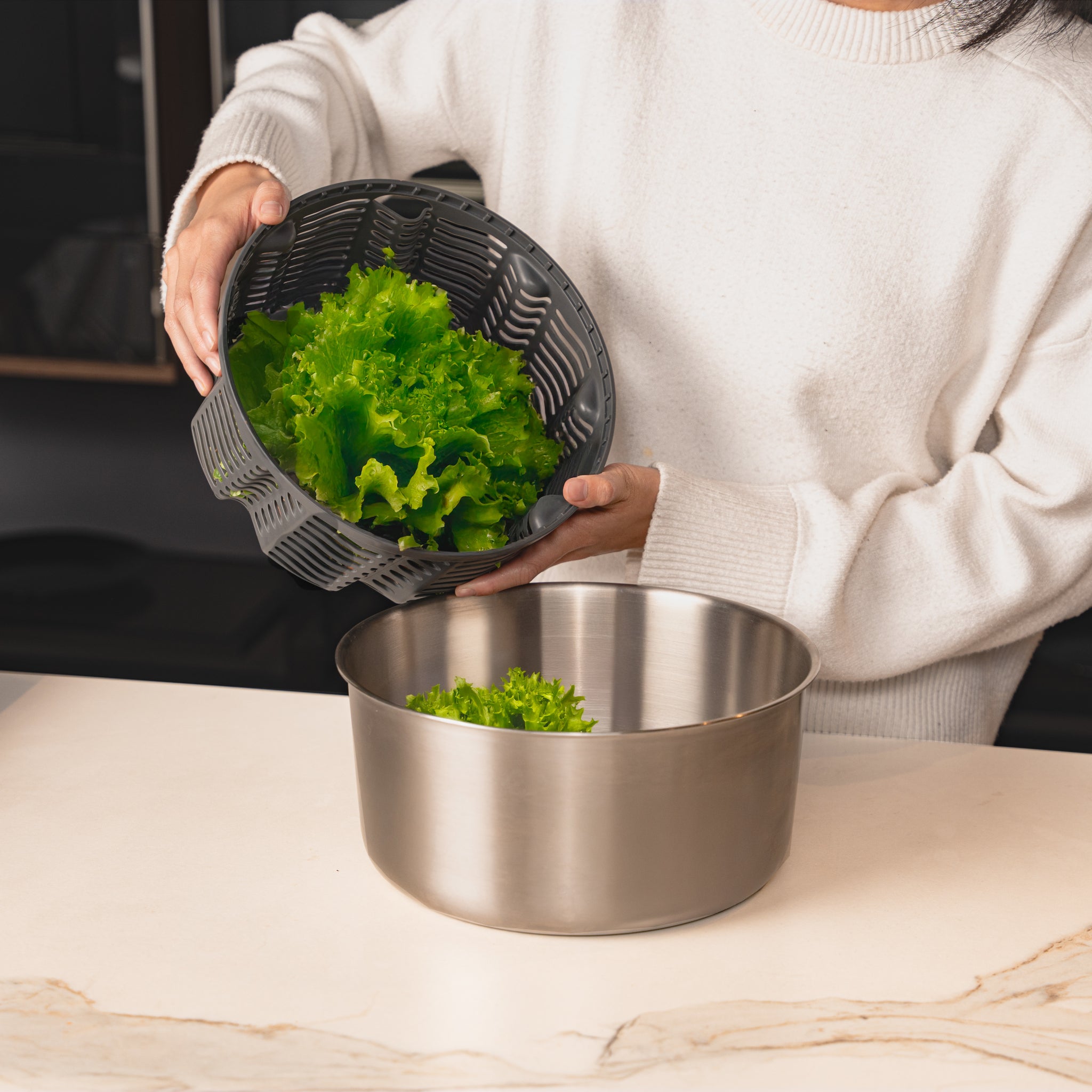 Stainless Steel Salad Spinner with Easy Spin Handle - Perfect for Fresh Greens, Herbs, and Vegetables - Ideal for Kitchens, Restaurants, and Healthy Meal Prep