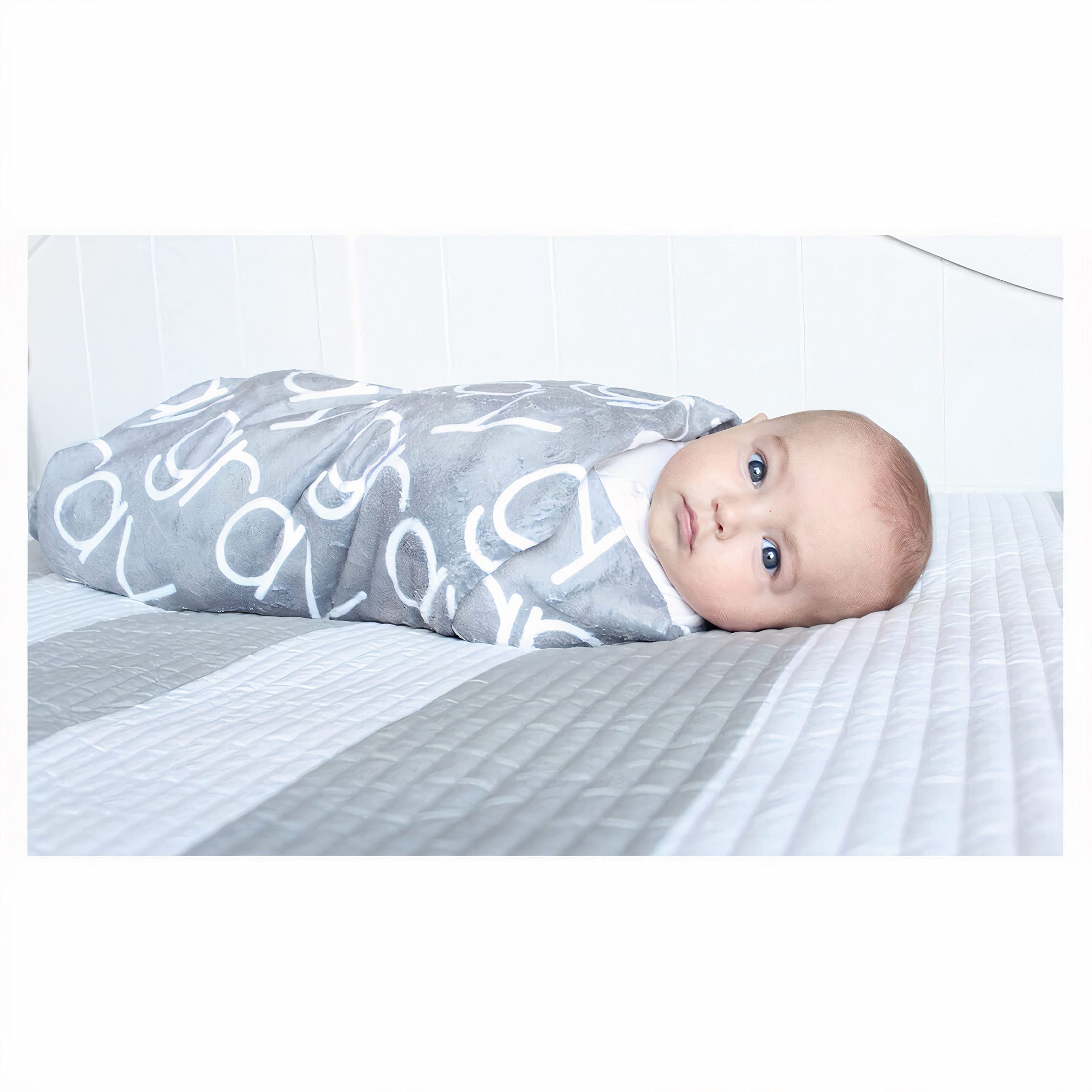 Personalized Name Blanket for Baby Girls & Boys - Custom Fuzzy Baby Blanket with Best Friend Quotes - Newborn Gift for Kids, Grandmas - Special Present from Mom & Dad - Perfect for Nursery, Cuddling & Photo Shoots